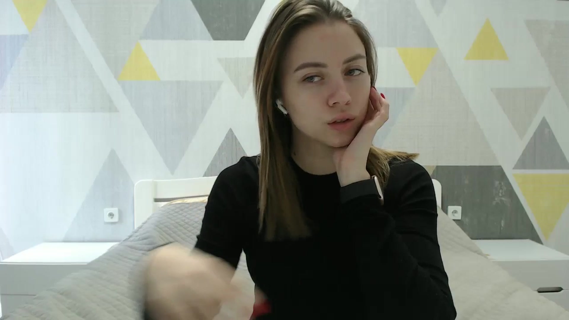 Gallery image thumbnail from Sulfate0's myfreecams stream on, 03/06/2025, 08:58 image 10 of 20