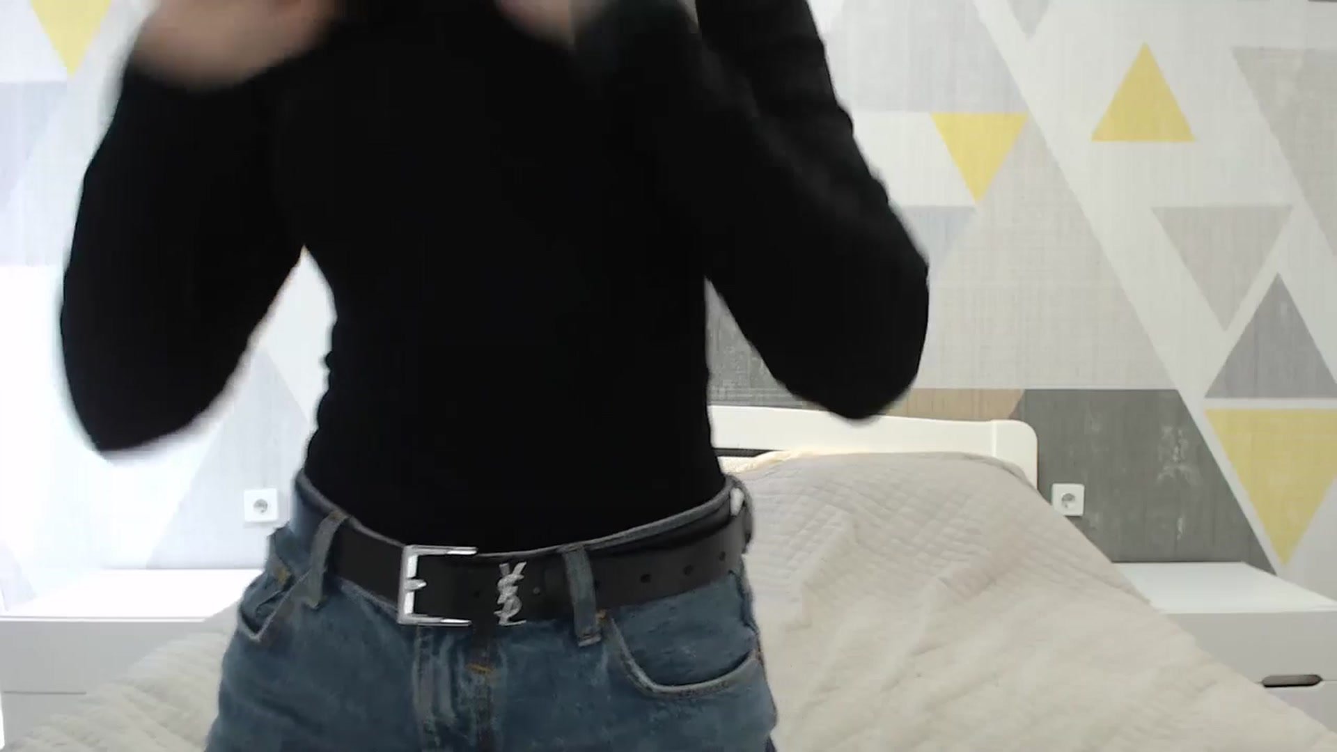 Gallery image thumbnail from Sulfate0's myfreecams stream on, 03/06/2025, 08:58 image 8 of 20