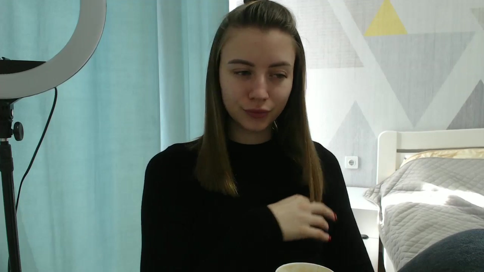 Gallery image thumbnail from Sulfate0's myfreecams stream on, 03/06/2025, 11:15 image 9 of 20