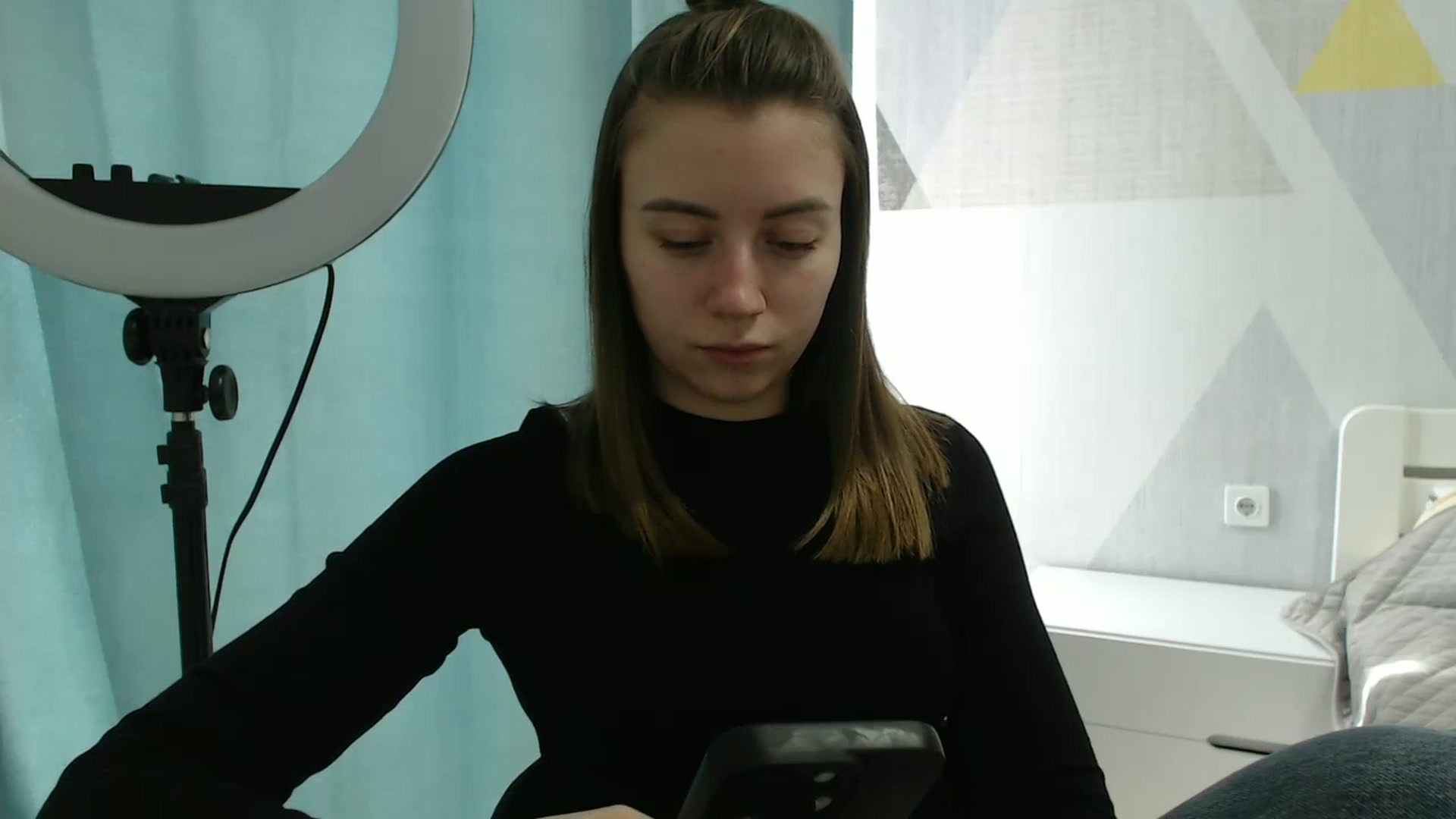 Gallery image thumbnail from Sulfate0's myfreecams stream on, 03/06/2025, 11:33 image 14 of 20