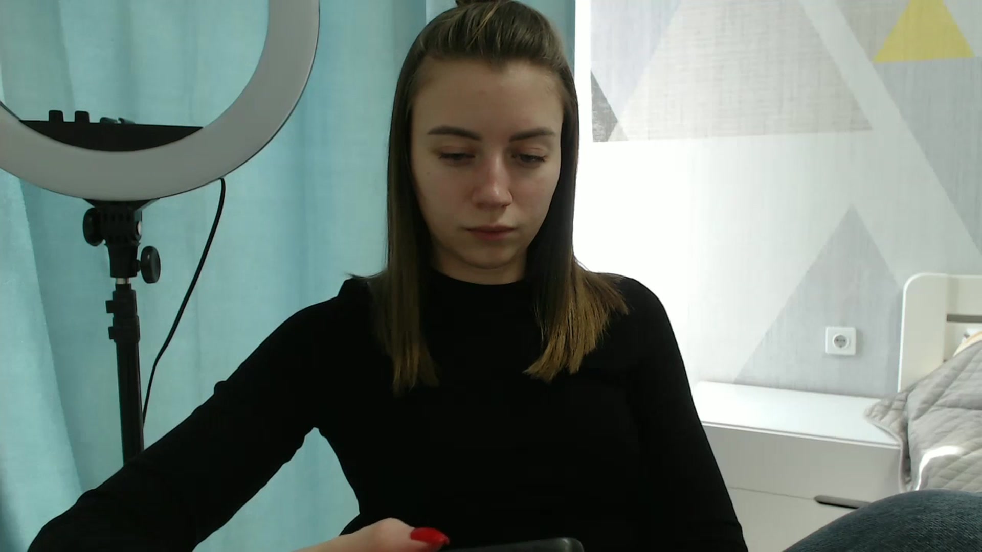 Gallery image thumbnail from Sulfate0's myfreecams stream on, 03/06/2025, 11:33 image 16 of 20
