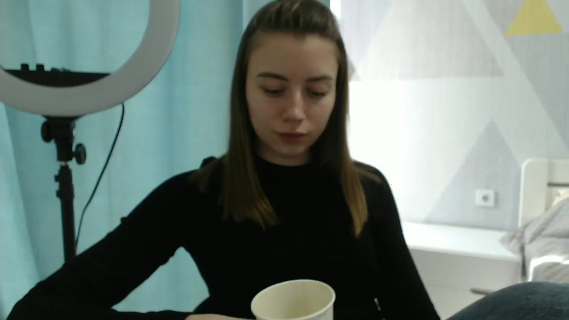 Gallery image thumbnail from Sulfate0's myfreecams stream on, 03/06/2025, 11:33 image 7 of 20