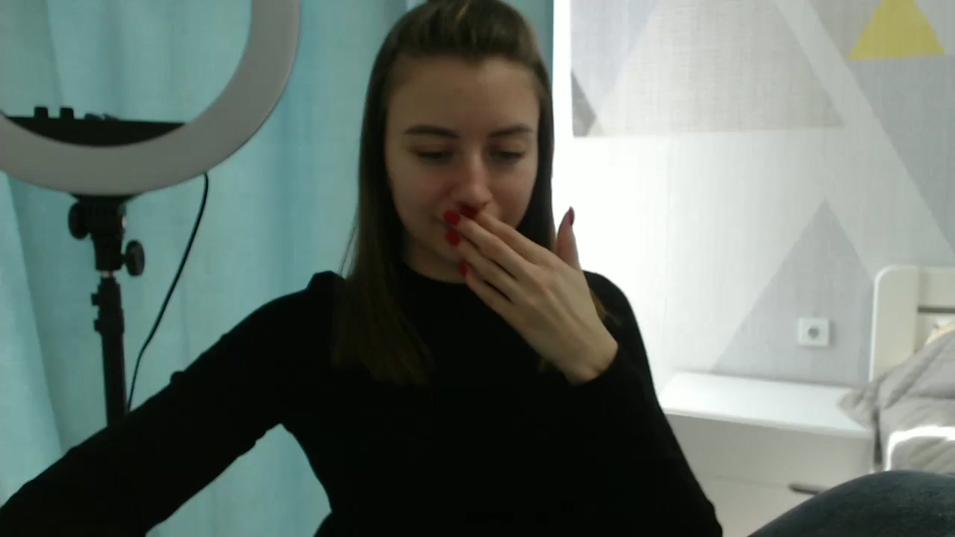 Gallery image thumbnail from Sulfate0's myfreecams stream on, 03/06/2025, 11:33 image 3 of 20