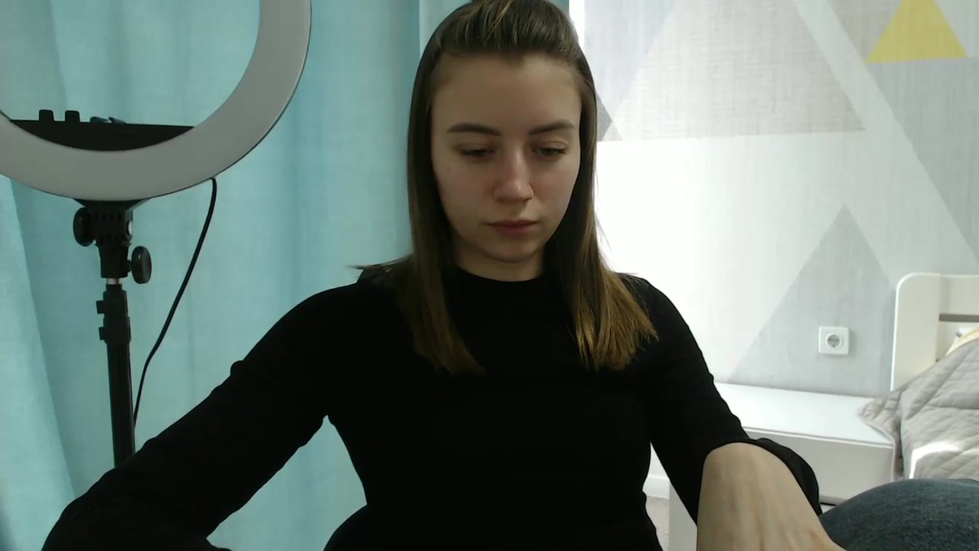 Gallery image thumbnail from Sulfate0's myfreecams stream on, 03/06/2025, 11:33 image 11 of 20