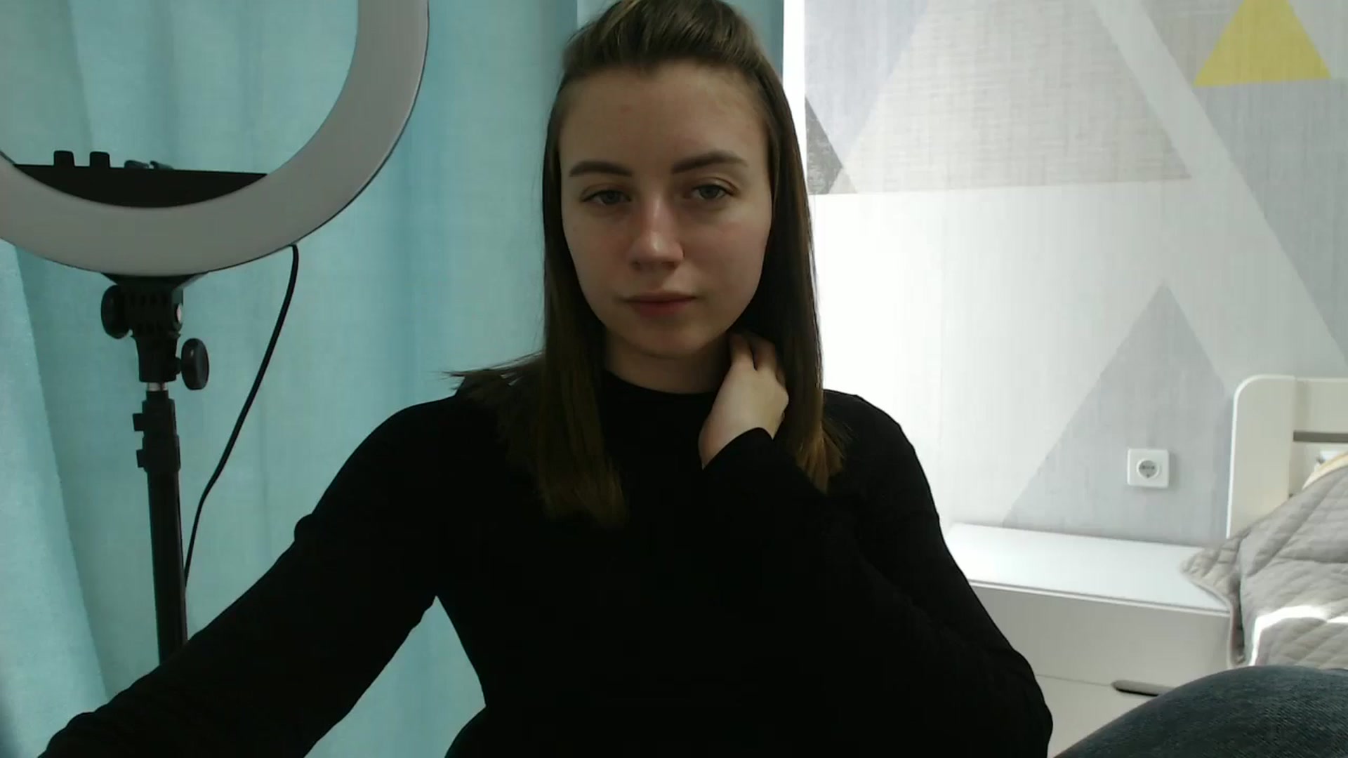 Gallery image thumbnail from Sulfate0's myfreecams stream on, 03/06/2025, 11:33 image 8 of 20