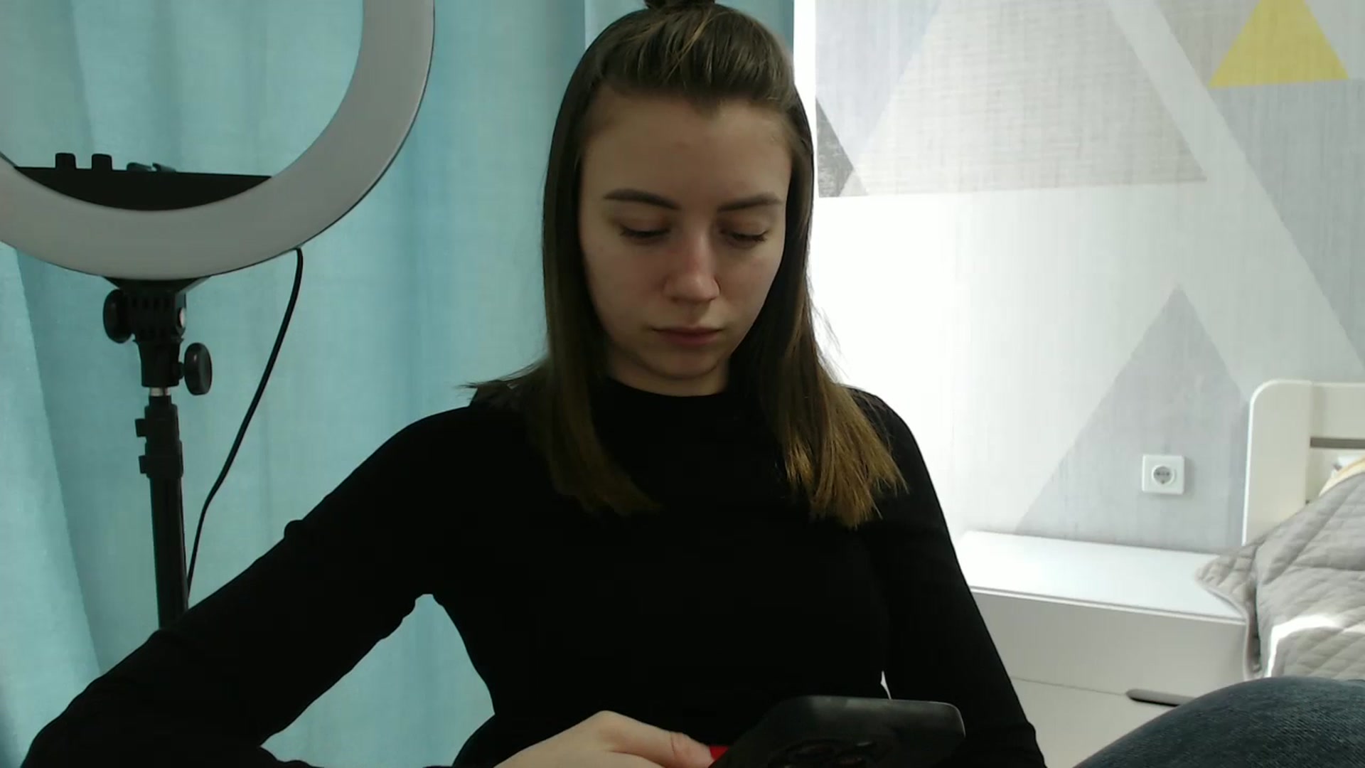 Gallery image thumbnail from Sulfate0's myfreecams stream on, 03/06/2025, 11:33 image 10 of 20