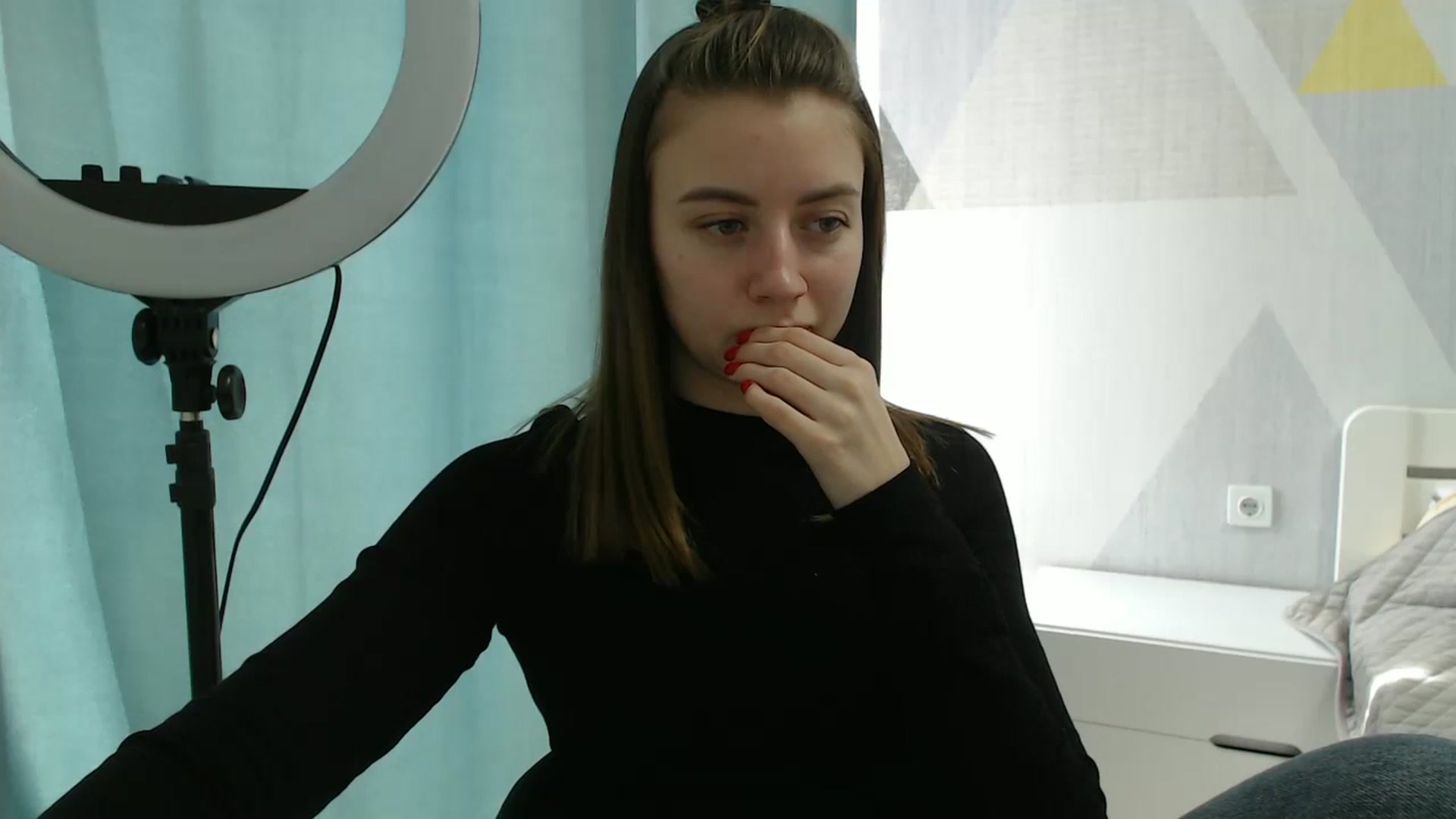 Gallery image thumbnail from Sulfate0's myfreecams stream on, 03/06/2025, 11:33 image 20 of 20