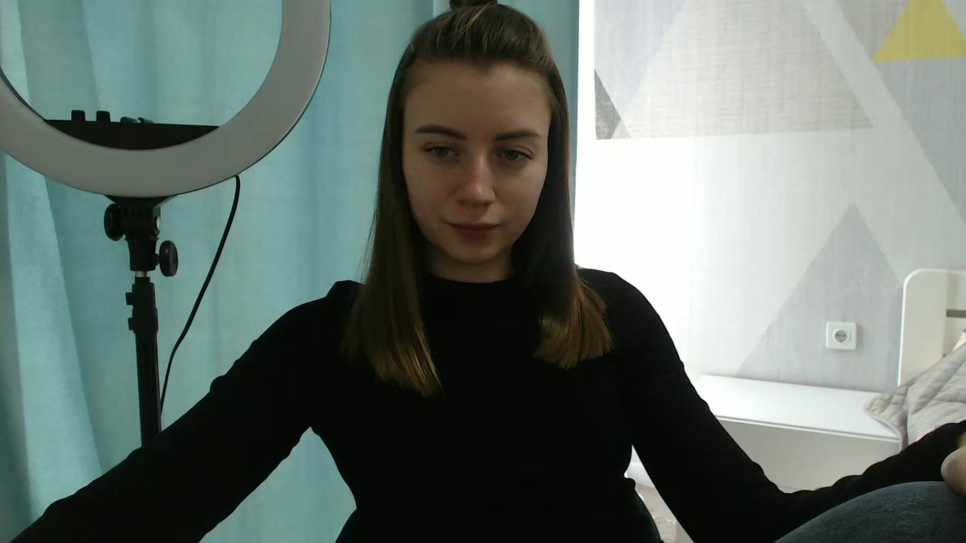 Gallery image thumbnail from Sulfate0's myfreecams stream on, 03/06/2025, 11:33 image 1 of 20