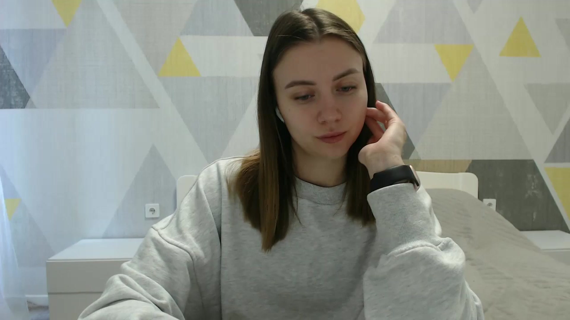 Gallery image thumbnail from Sulfate0's myfreecams stream on, 03/07/2025, 08:43 image 4 of 20