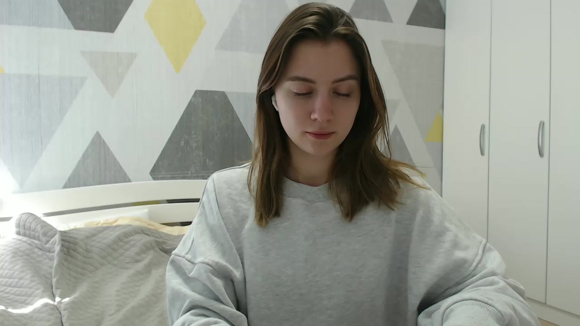 Gallery image thumbnail from Sulfate0's myfreecams stream on, 03/07/2025, 10:12 image 4 of 20