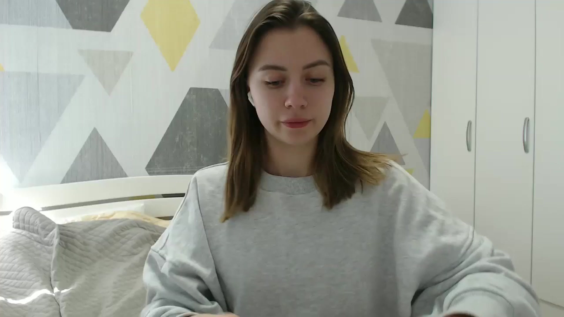 Gallery image thumbnail from Sulfate0's myfreecams stream on, 03/07/2025, 10:12 image 2 of 20