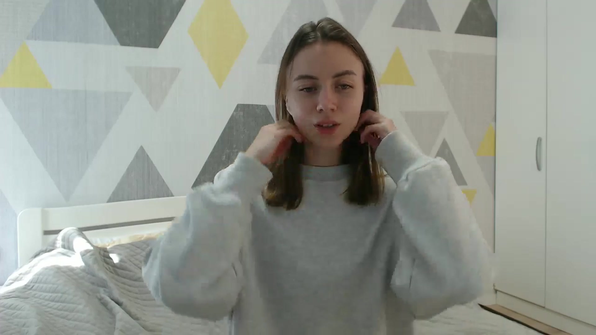 Gallery image thumbnail from Sulfate0's myfreecams stream on, 03/07/2025, 10:41 image 10 of 20