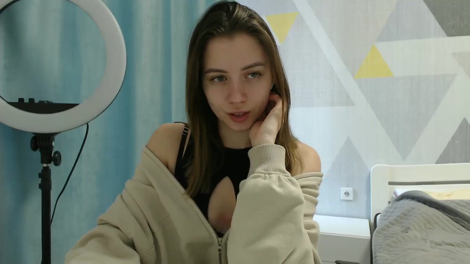Gallery image thumbnail from Sulfate0's myfreecams stream on, 03/08/2025, 08:51 image 12 of 20