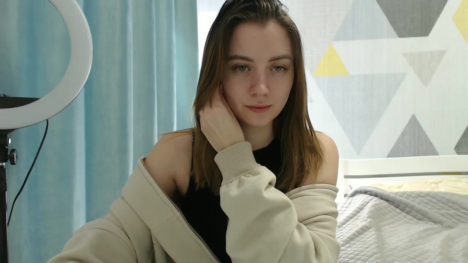 Gallery image thumbnail from Sulfate0's myfreecams stream on, 03/08/2025, 09:32 image 7 of 20