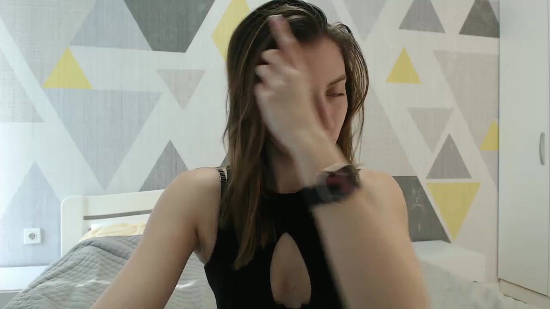 Gallery image thumbnail from Sulfate0's myfreecams stream on, 03/08/2025, 11:27 image 14 of 20