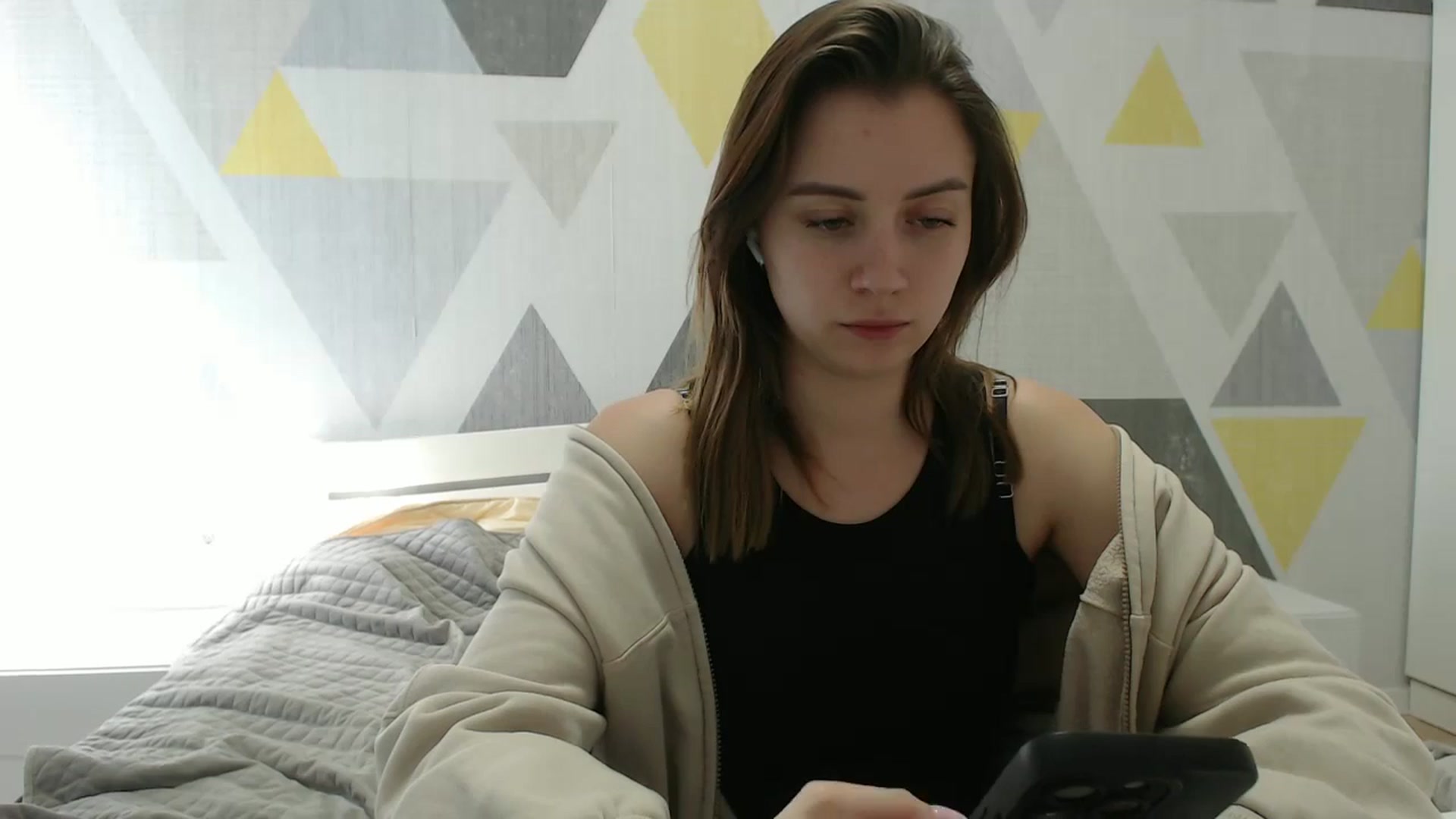 Gallery image thumbnail from Sulfate0's myfreecams stream on, 03/09/2025, 10:18 image 11 of 20