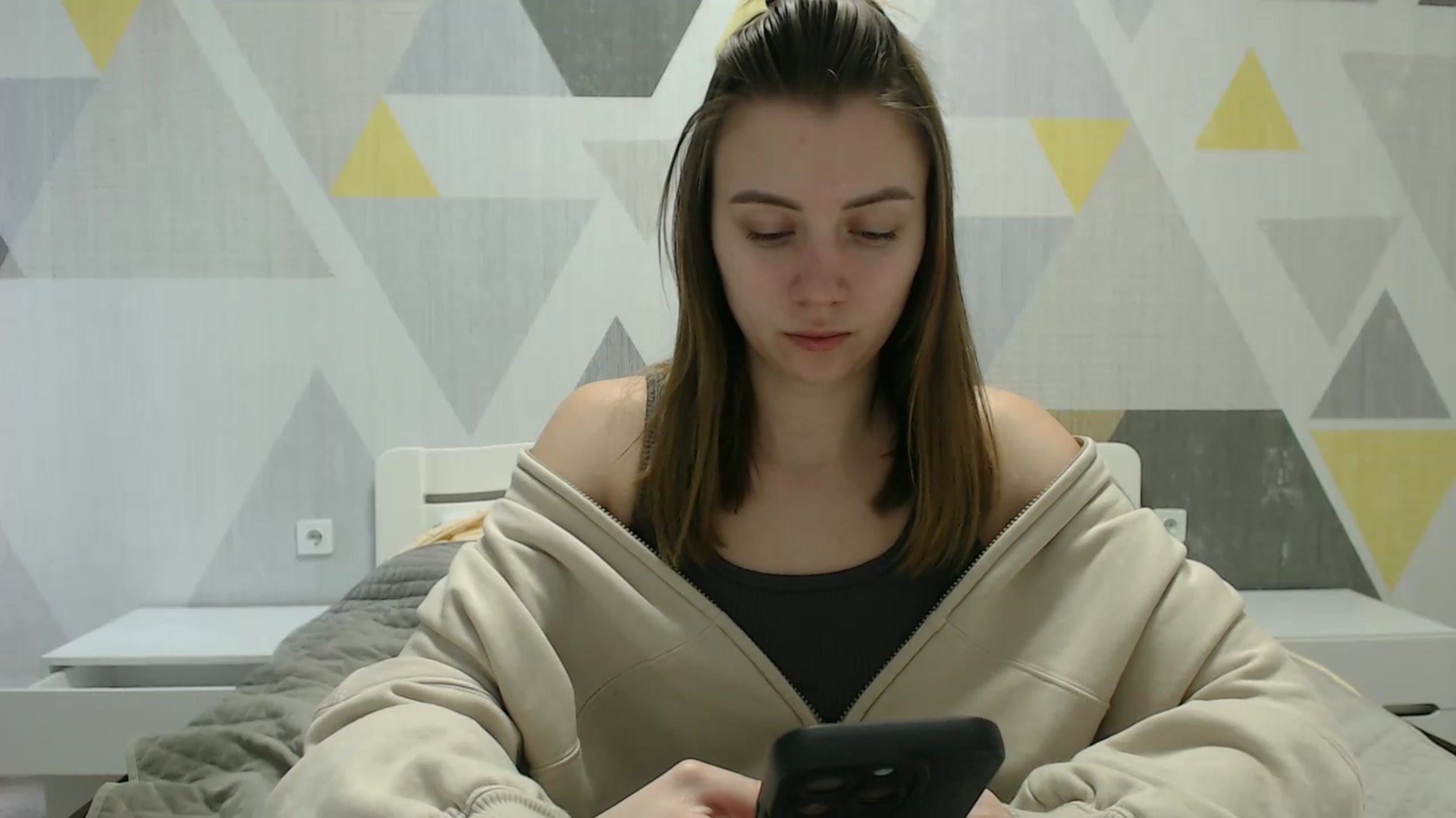 Gallery image thumbnail from Sulfate0's myfreecams stream on, 03/10/2025, 08:43 image 19 of 20