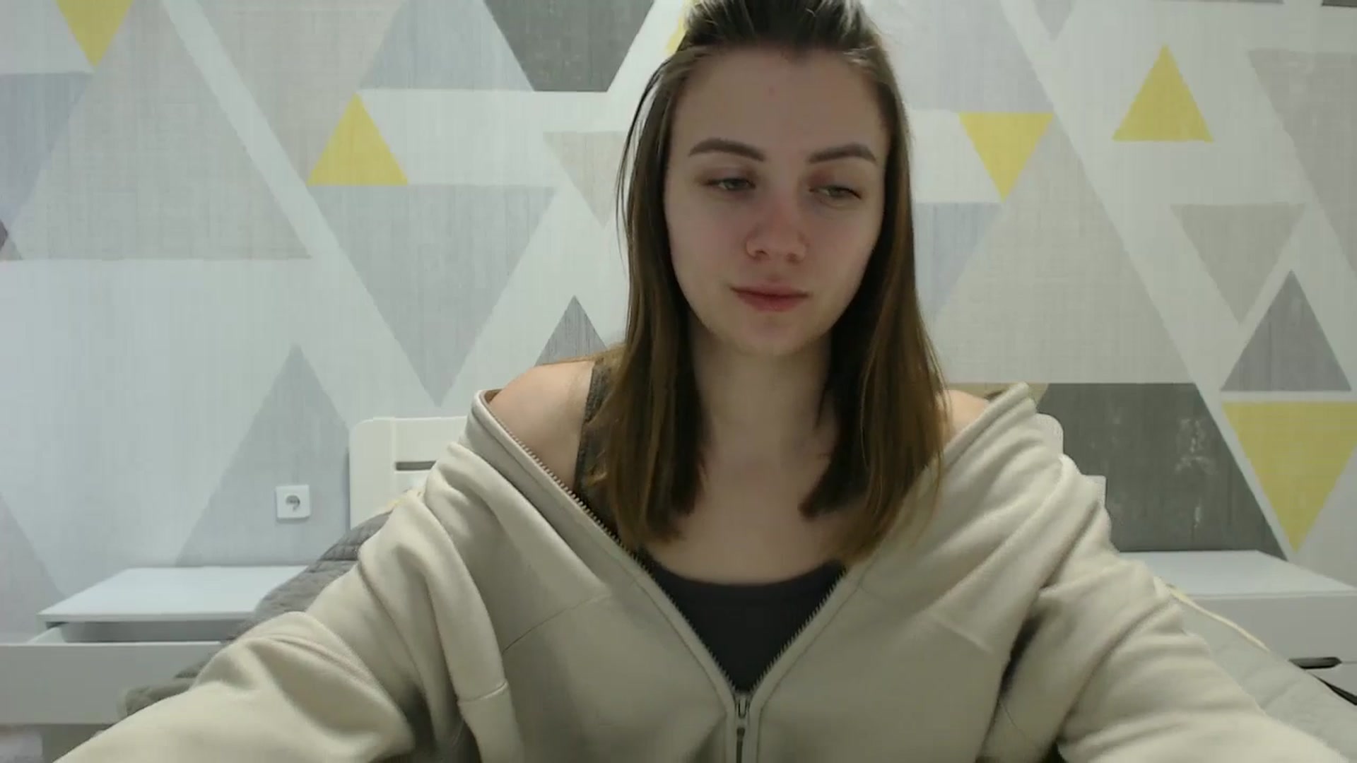 Gallery image thumbnail from Sulfate0's myfreecams stream on, 03/10/2025, 08:43 image 18 of 20