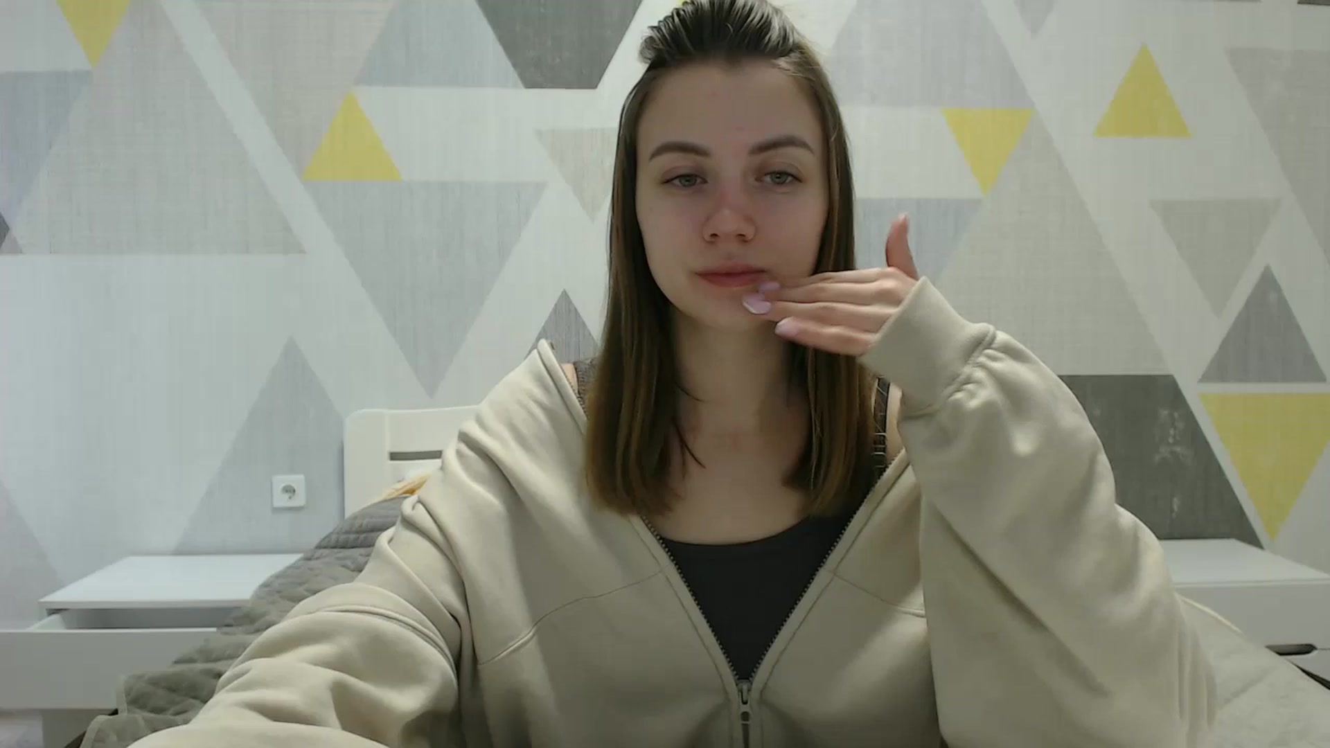 Gallery image thumbnail from Sulfate0's myfreecams stream on, 03/10/2025, 08:43 image 1 of 20
