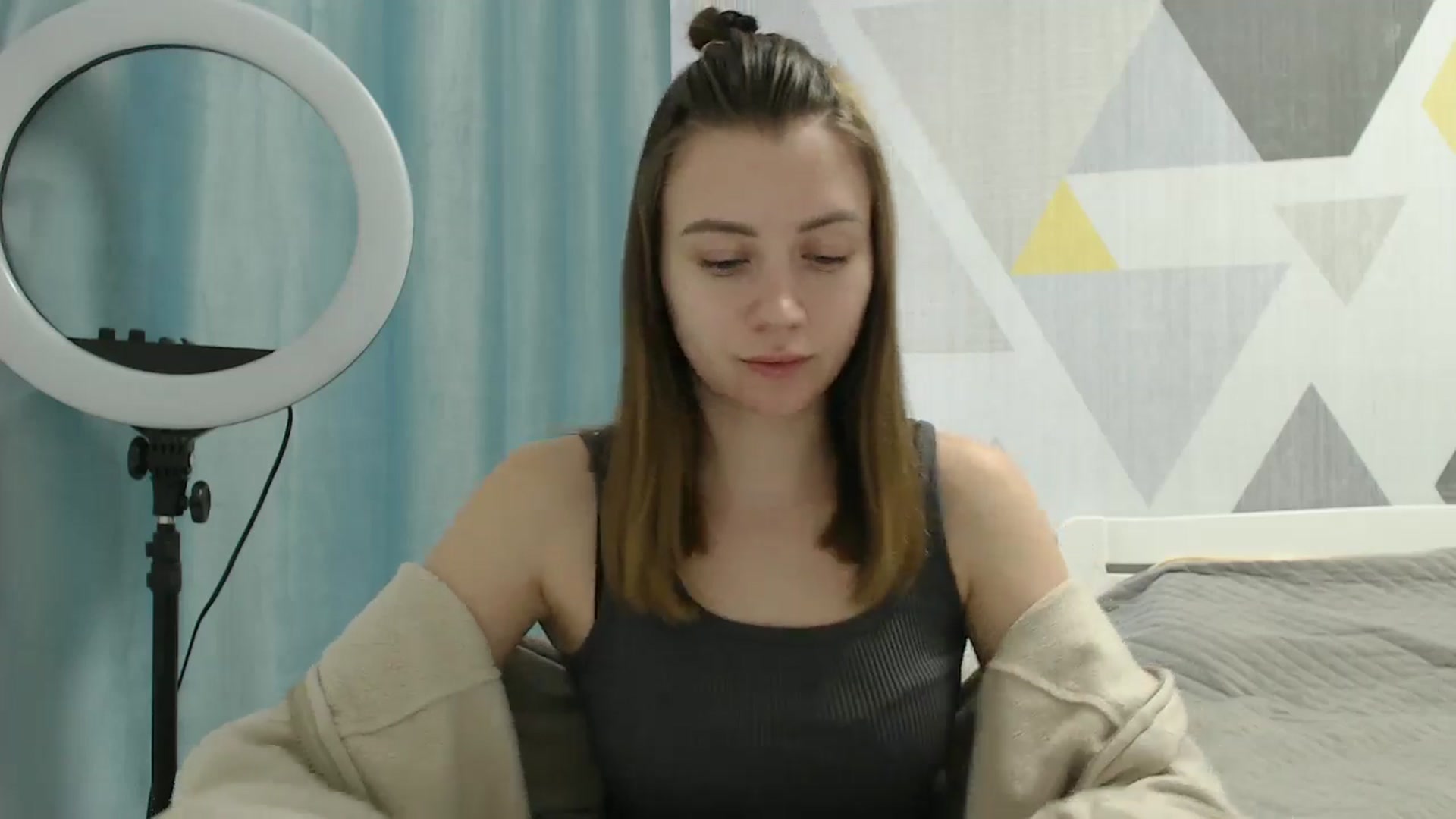 Gallery image thumbnail from Sulfate0's myfreecams stream on, 03/10/2025, 10:44 image 11 of 20