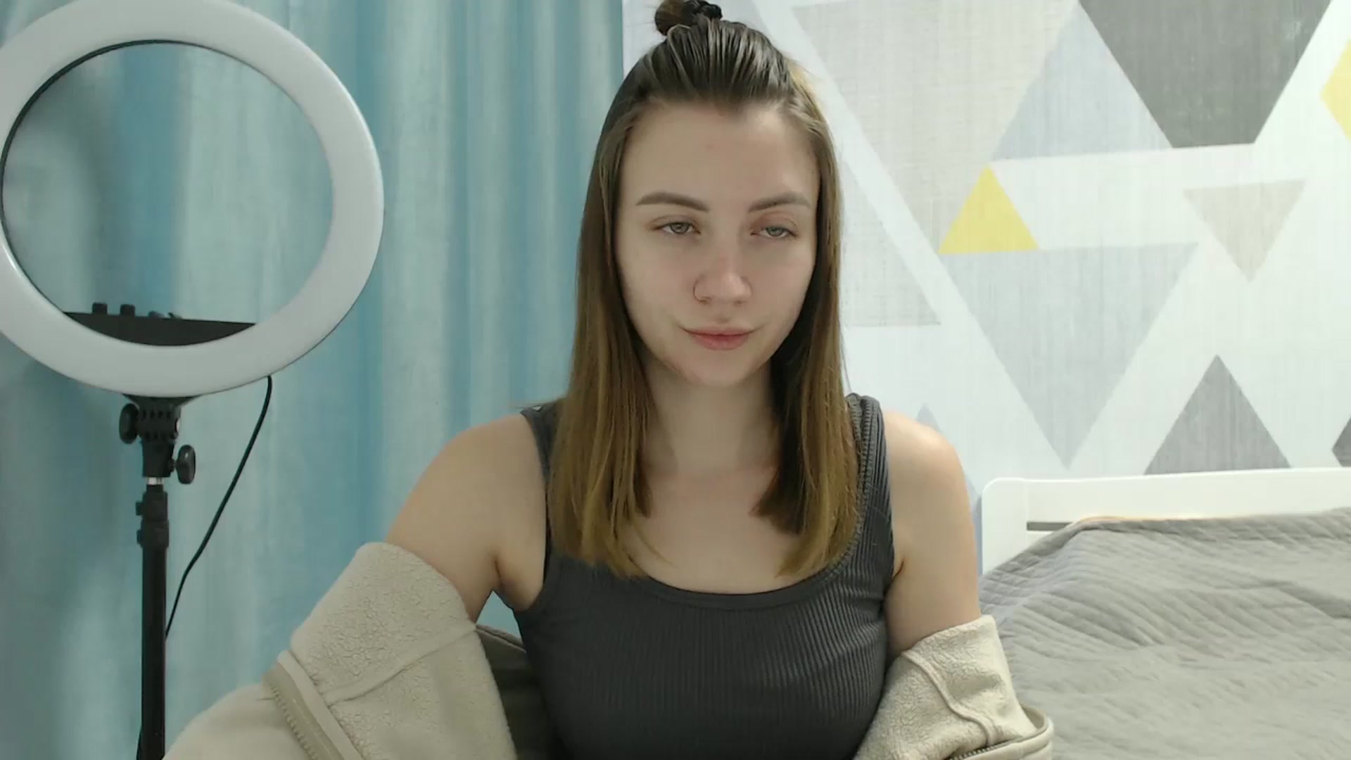 Gallery image thumbnail from Sulfate0's myfreecams stream on, 03/10/2025, 10:44 image 12 of 20