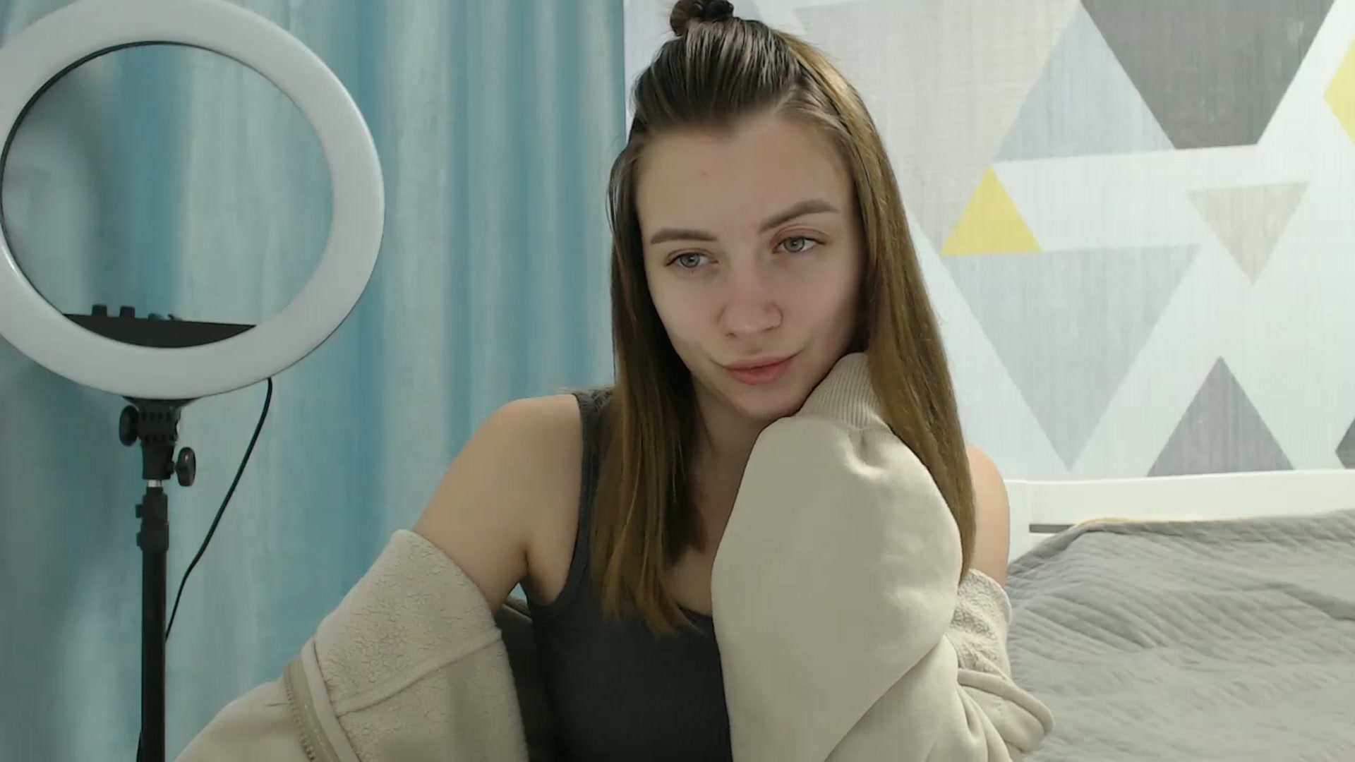 Gallery image thumbnail from Sulfate0's myfreecams stream on, 03/10/2025, 10:44 image 13 of 20