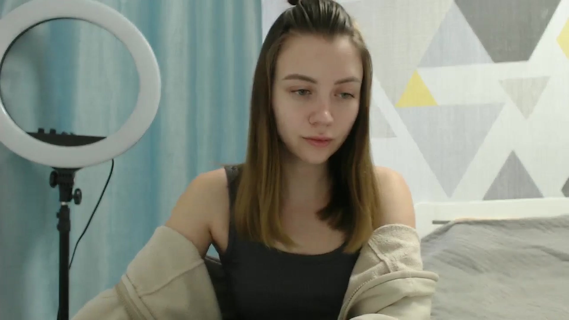 Gallery image thumbnail from Sulfate0's myfreecams stream on, 03/10/2025, 10:44 image 9 of 20