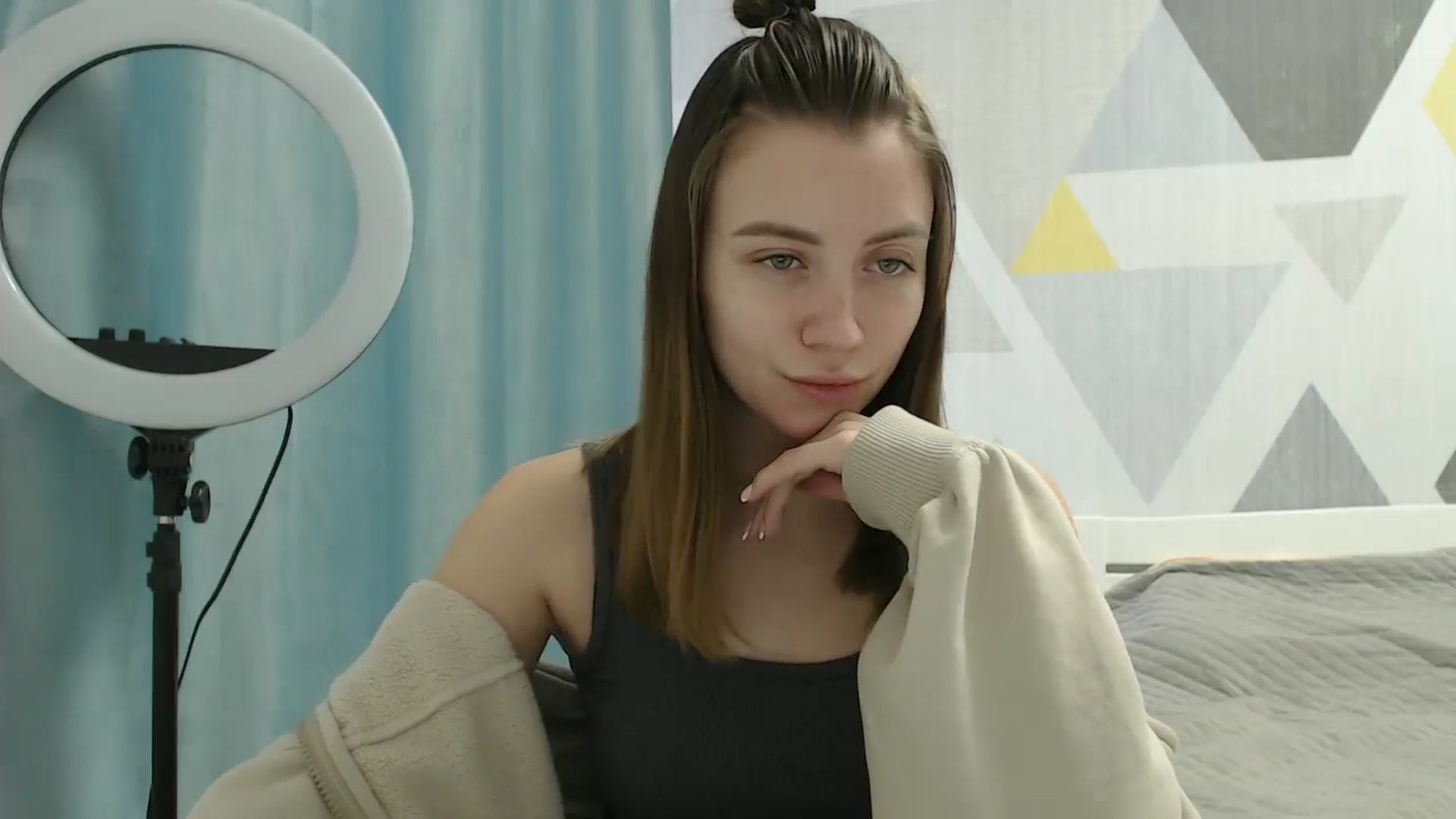 Gallery image thumbnail from Sulfate0's myfreecams stream on, 03/10/2025, 10:44 image 14 of 20