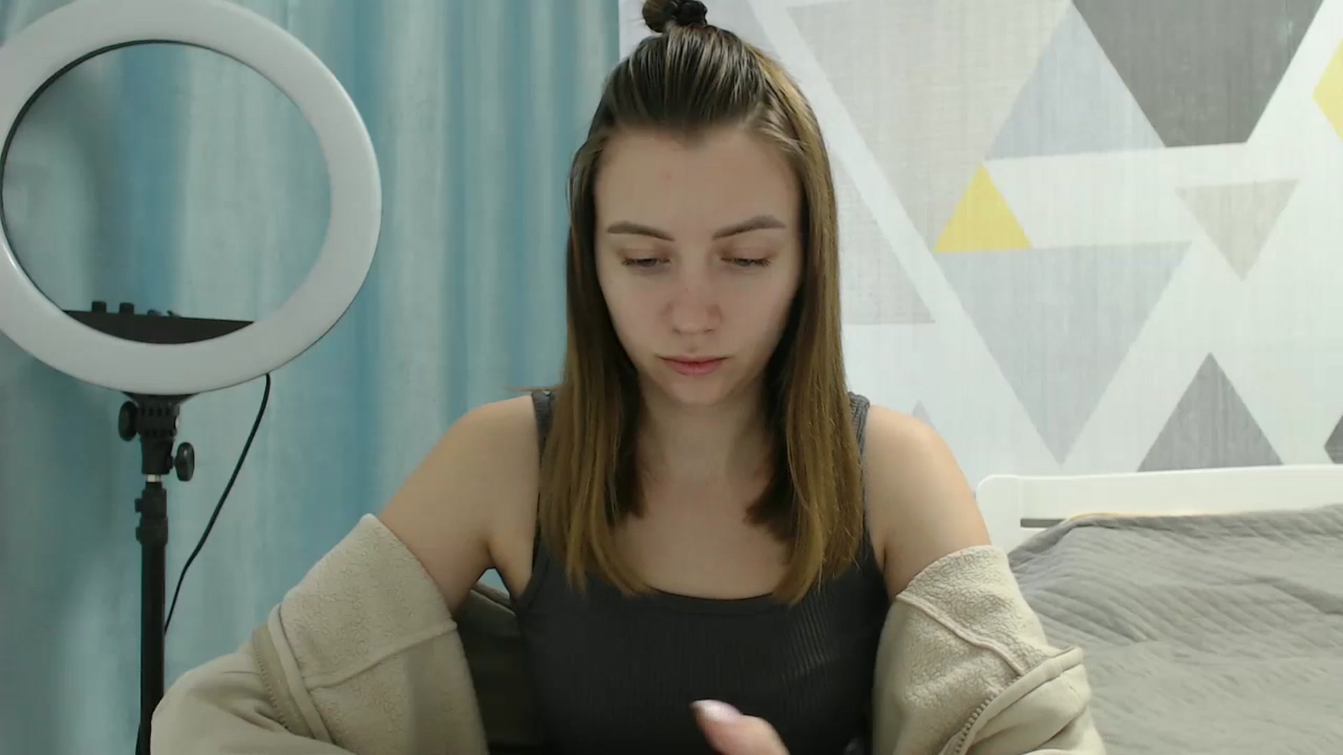 Gallery image thumbnail from Sulfate0's myfreecams stream on, 03/10/2025, 10:44 image 10 of 20