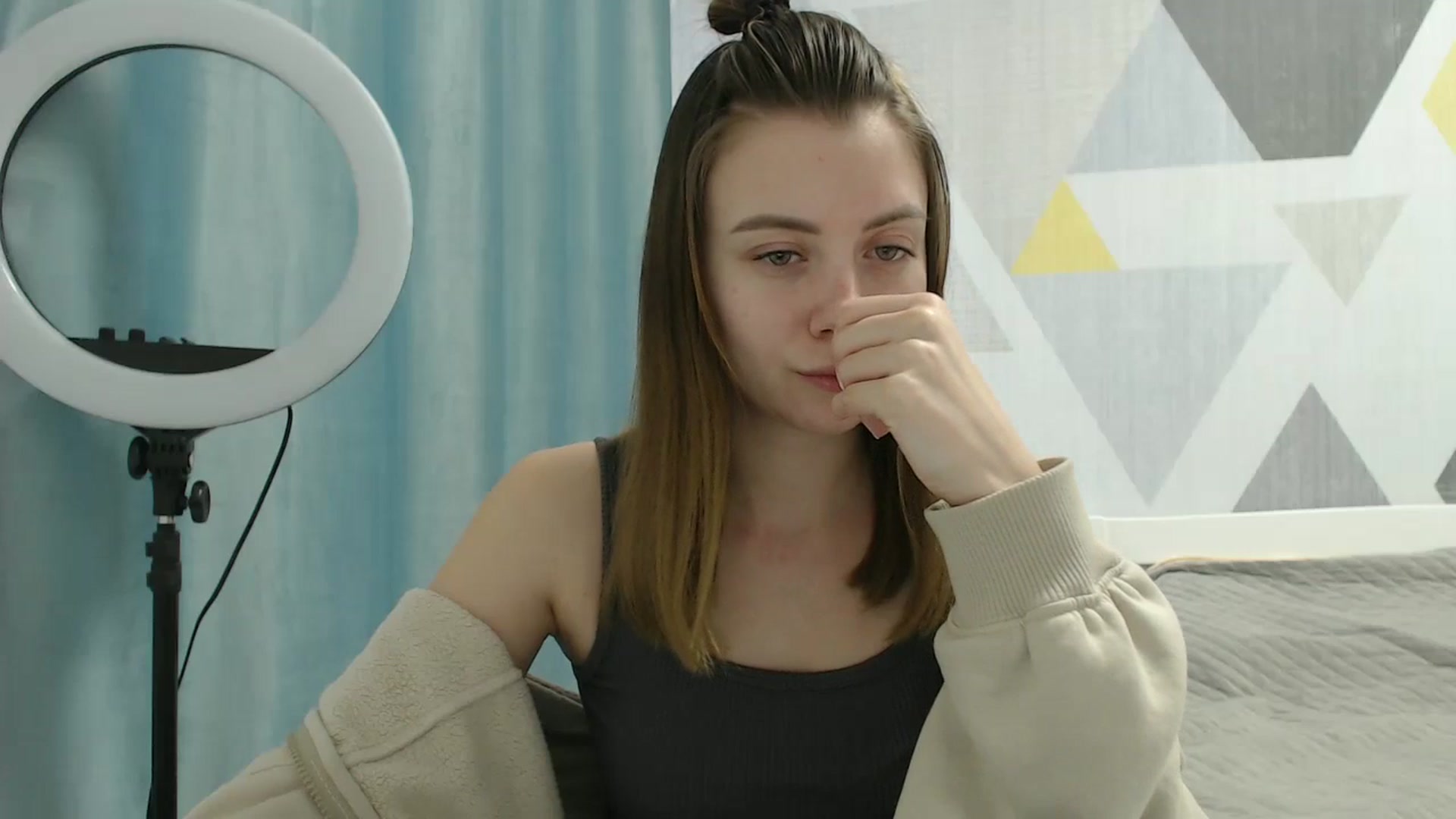 Gallery image thumbnail from Sulfate0's myfreecams stream on, 03/10/2025, 10:44 image 20 of 20