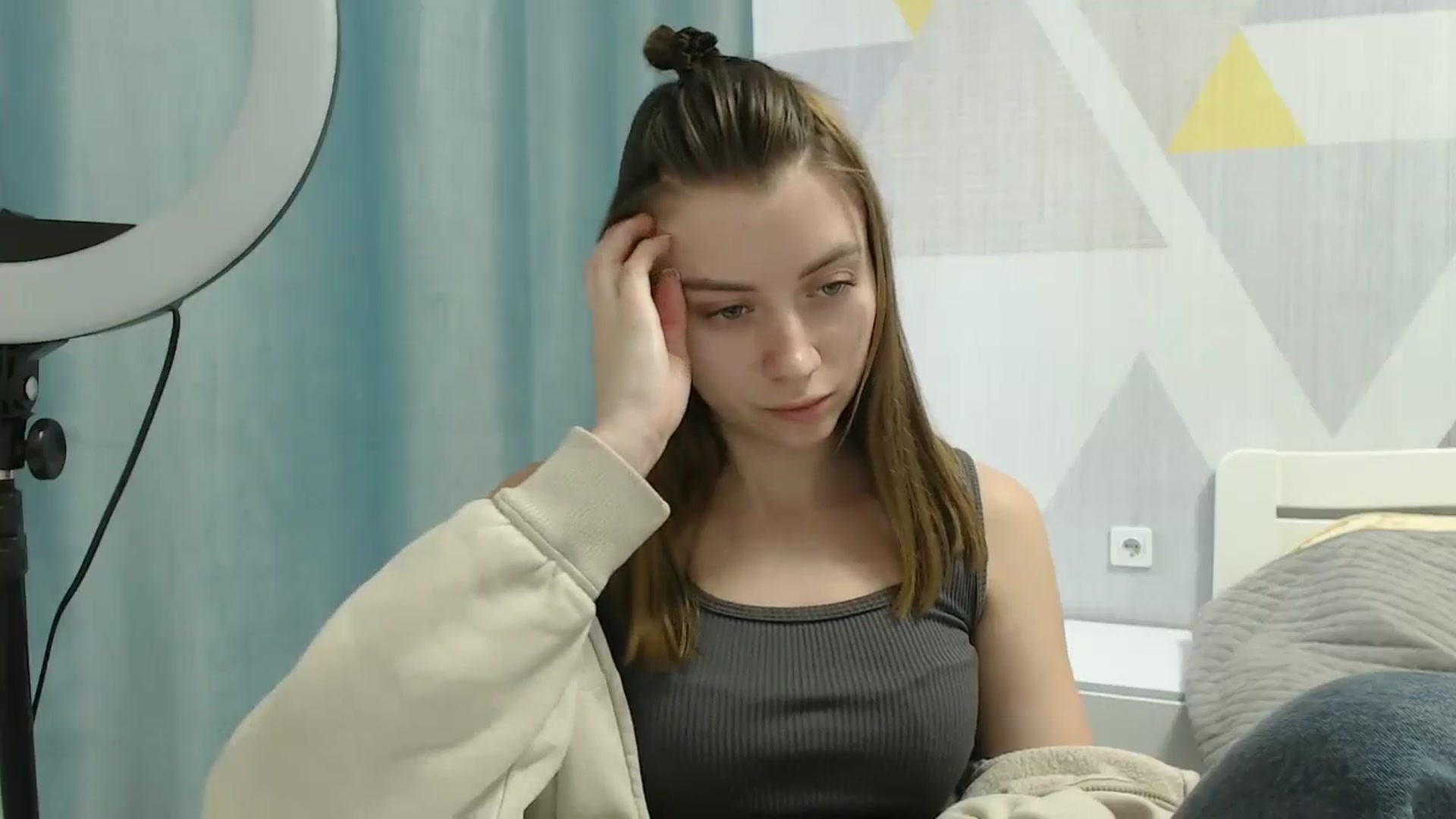 Gallery image thumbnail from Sulfate0's myfreecams stream on, 03/10/2025, 11:17 image 11 of 20