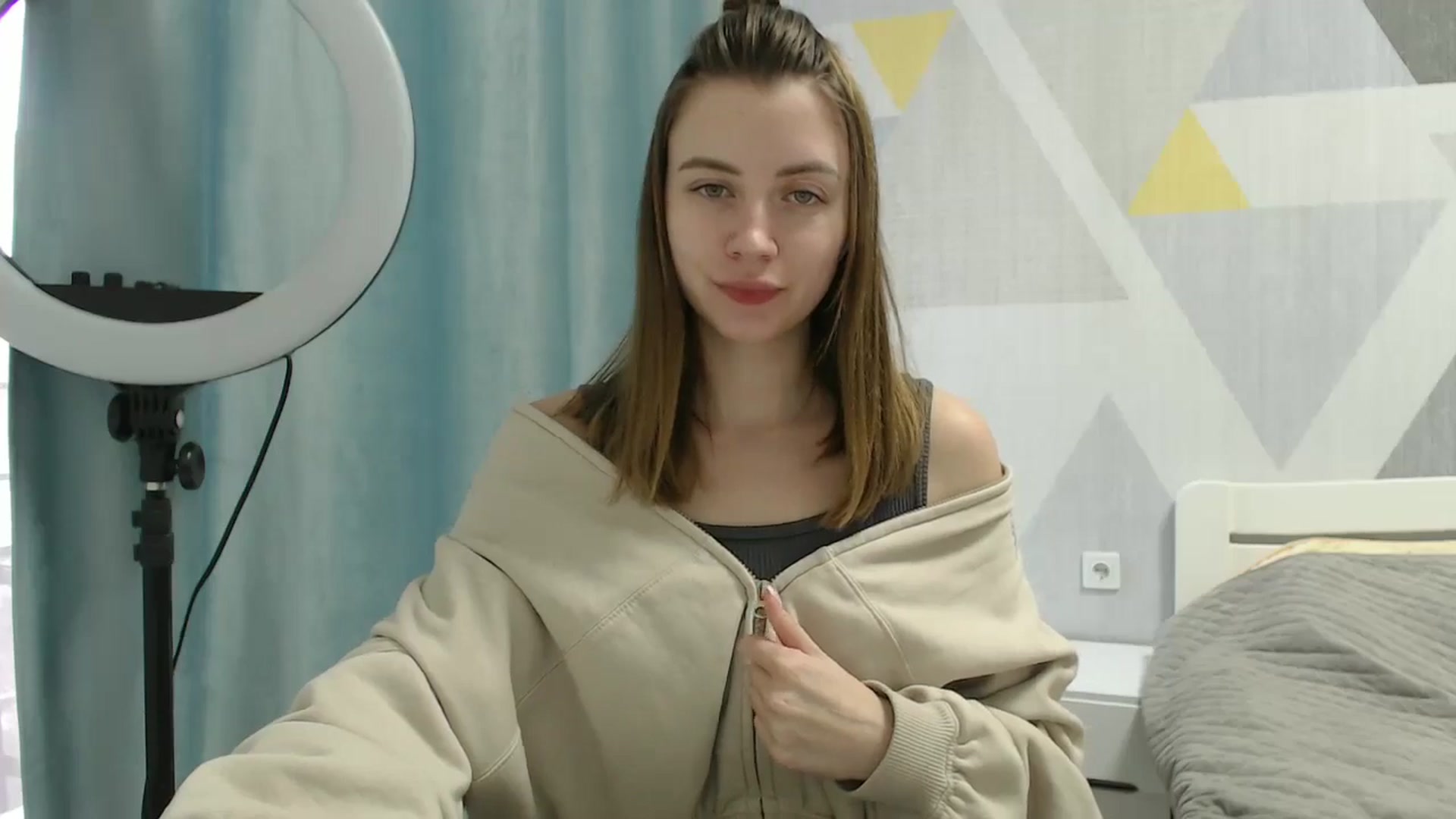 Gallery image thumbnail from Sulfate0's myfreecams stream on, 03/10/2025, 12:23 image 18 of 20