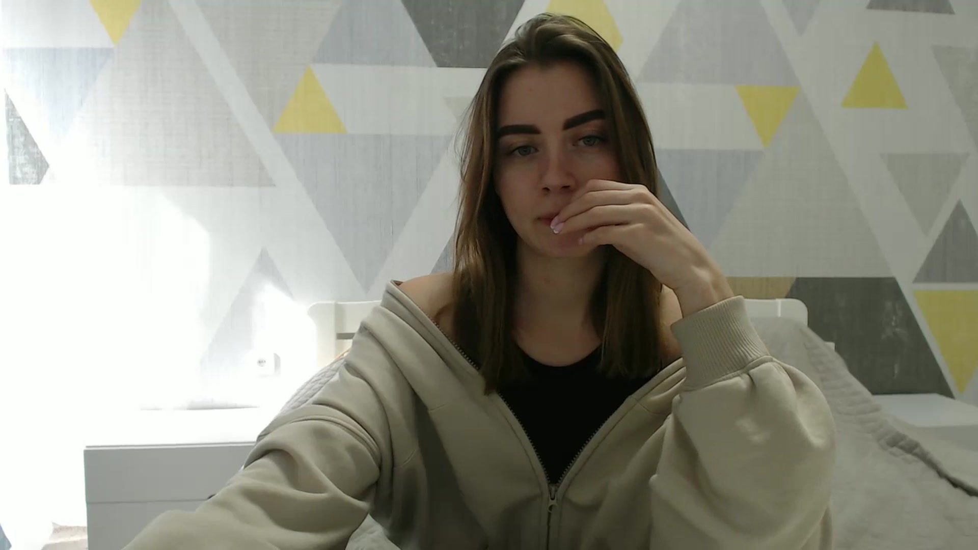 Gallery image thumbnail from Sulfate0's myfreecams stream on, 03/11/2025, 09:47 image 10 of 20
