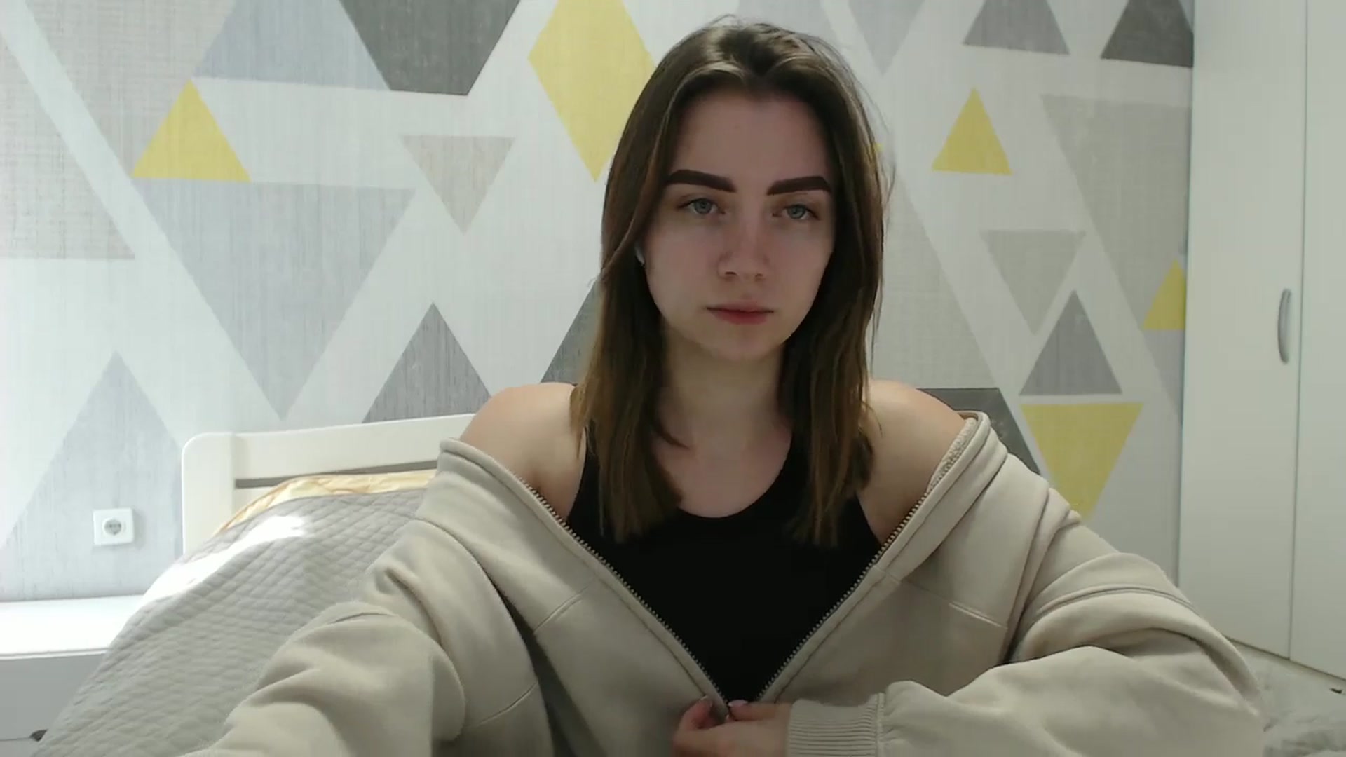 Gallery image thumbnail from Sulfate0's myfreecams stream on, 03/11/2025, 10:36 image 17 of 20