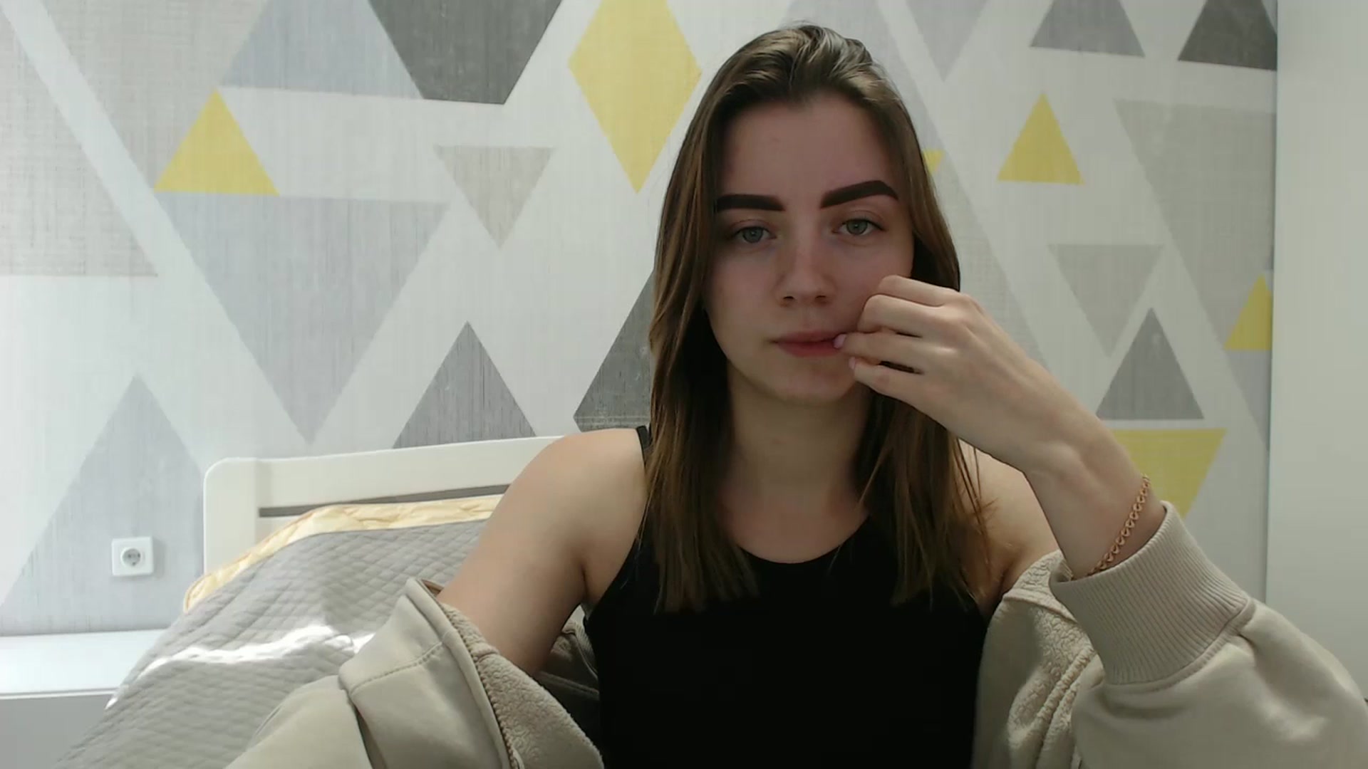 Gallery image thumbnail from Sulfate0's myfreecams stream on, 03/11/2025, 11:17 image 17 of 20