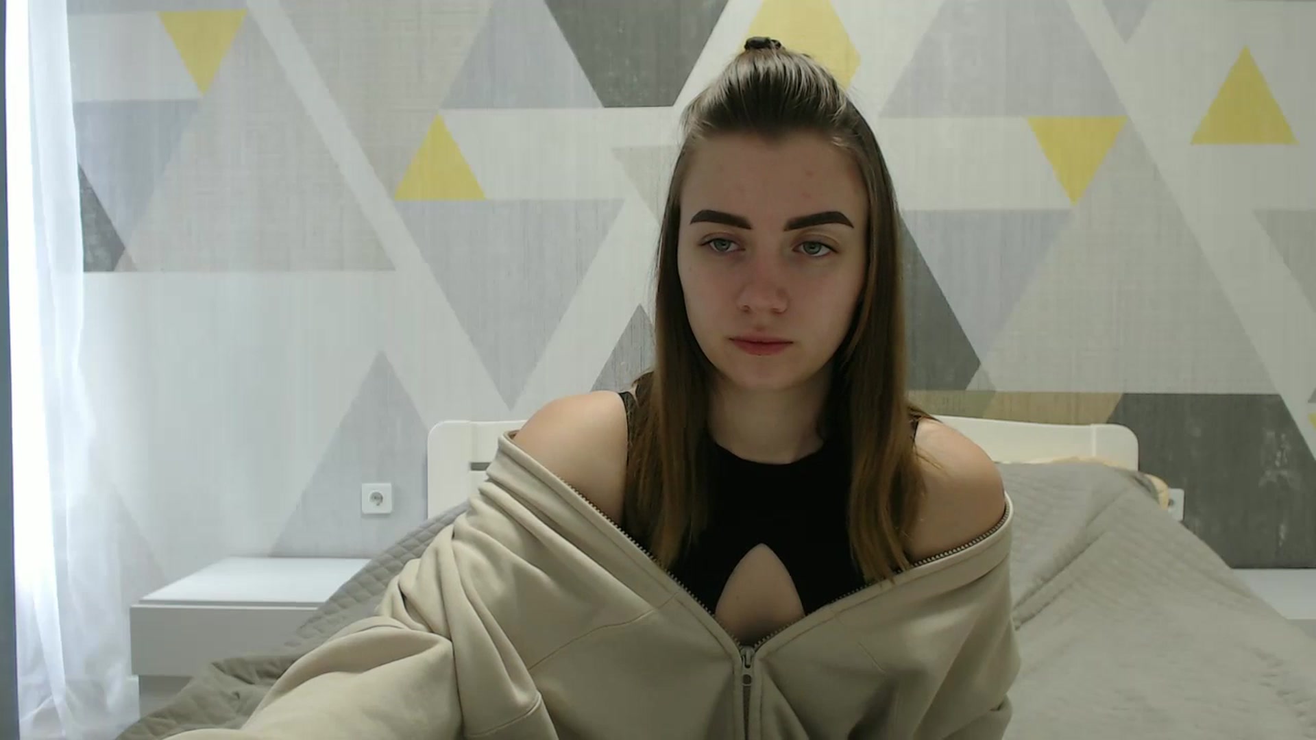Gallery image thumbnail from Sulfate0's myfreecams stream on, 03/16/2025, 07:31 image 9 of 20