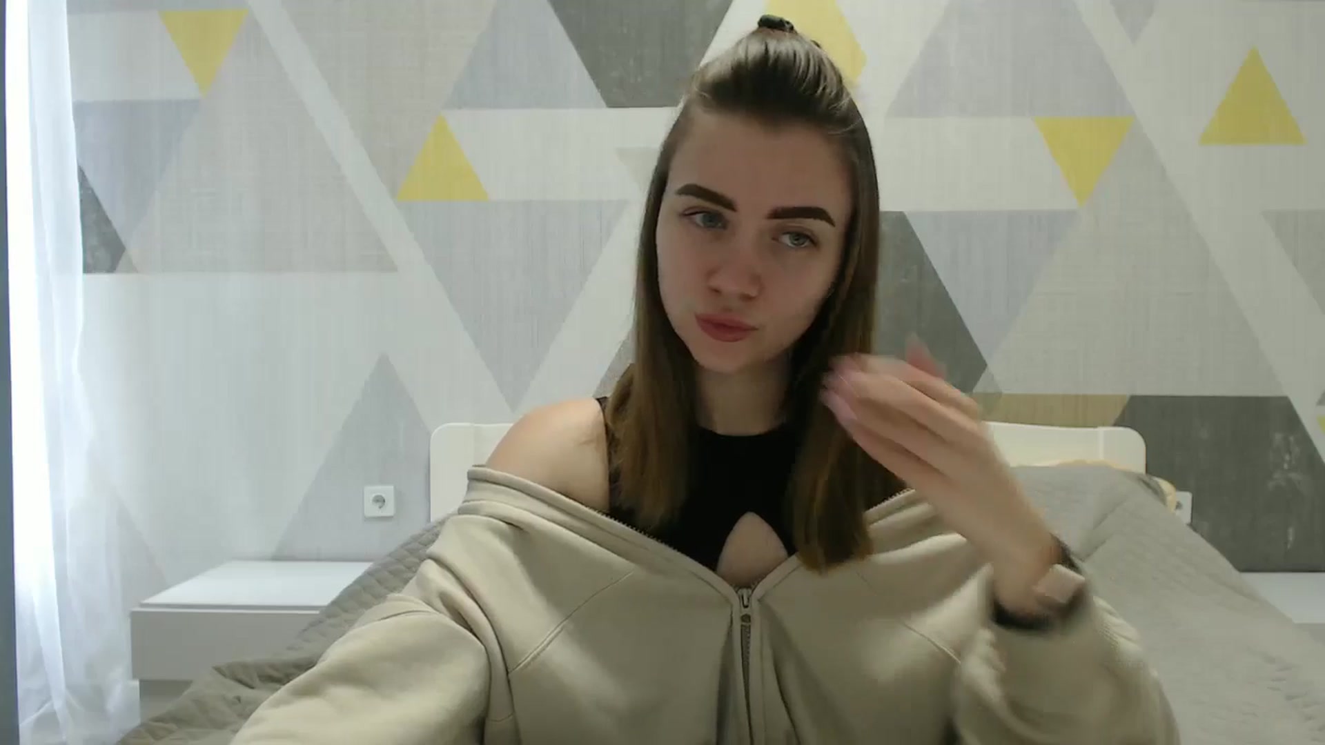 Gallery image thumbnail from Sulfate0's myfreecams stream on, 03/16/2025, 07:31 image 16 of 20