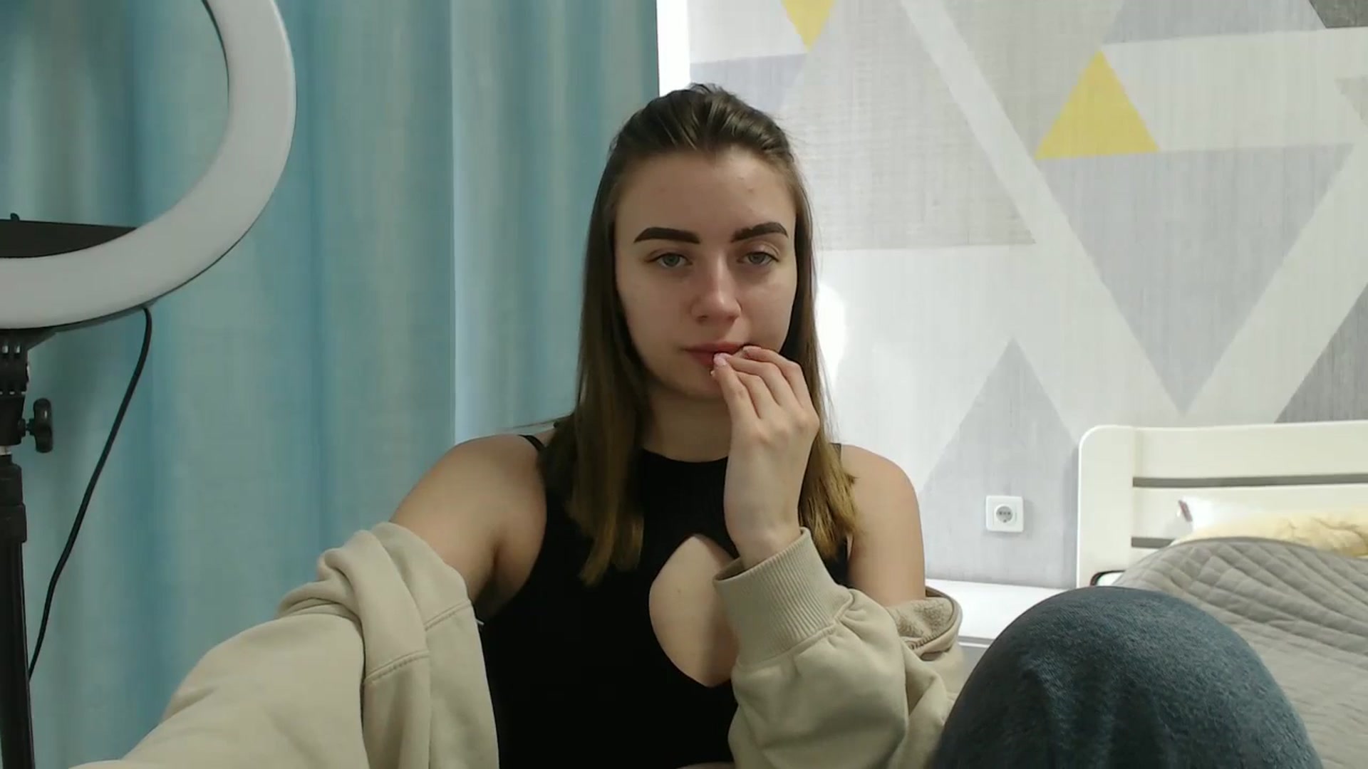 Gallery image thumbnail from Sulfate0's myfreecams stream on, 03/16/2025, 09:30 image 7 of 20