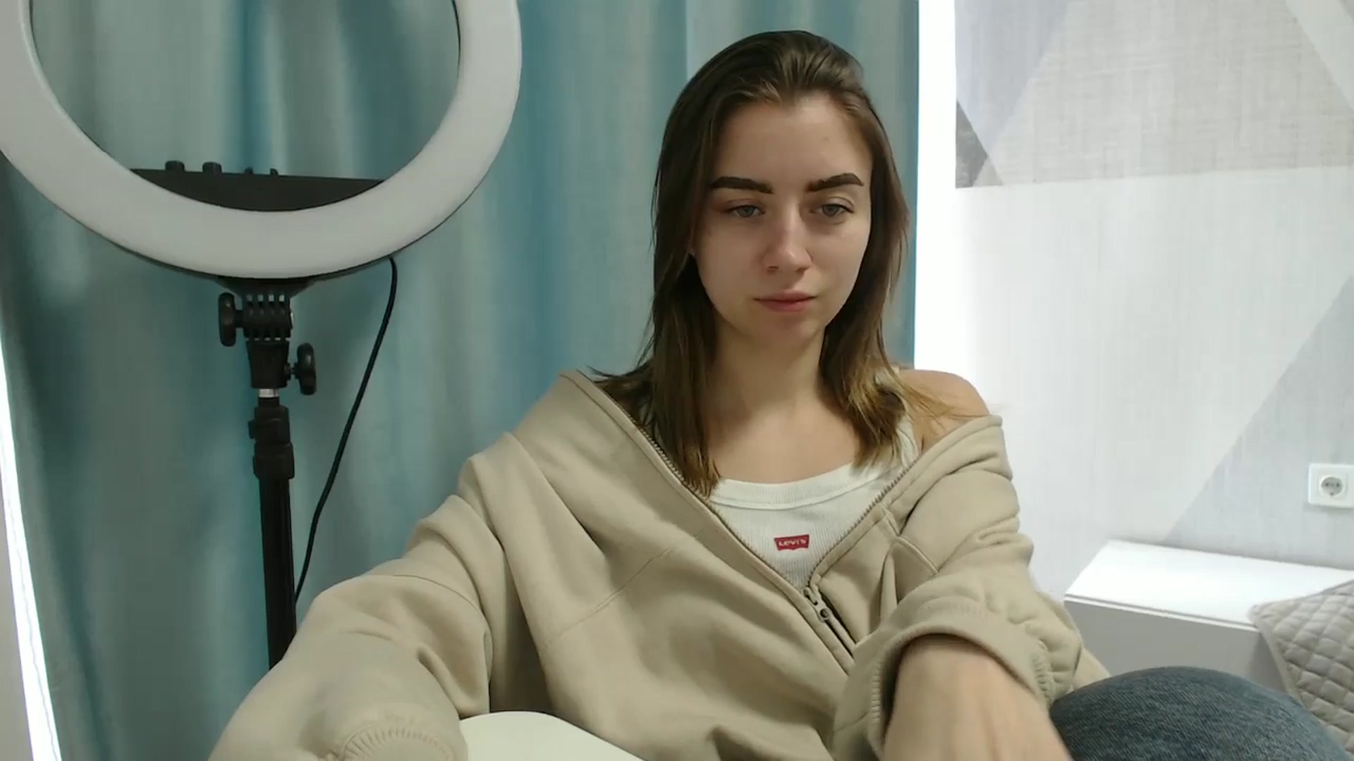 Gallery image thumbnail from Sulfate0's myfreecams stream on, 03/17/2025, 08:26 image 19 of 20