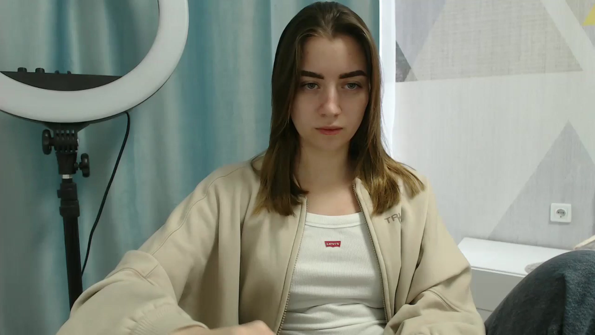 Gallery image thumbnail from Sulfate0's myfreecams stream on, 03/17/2025, 08:26 image 8 of 20