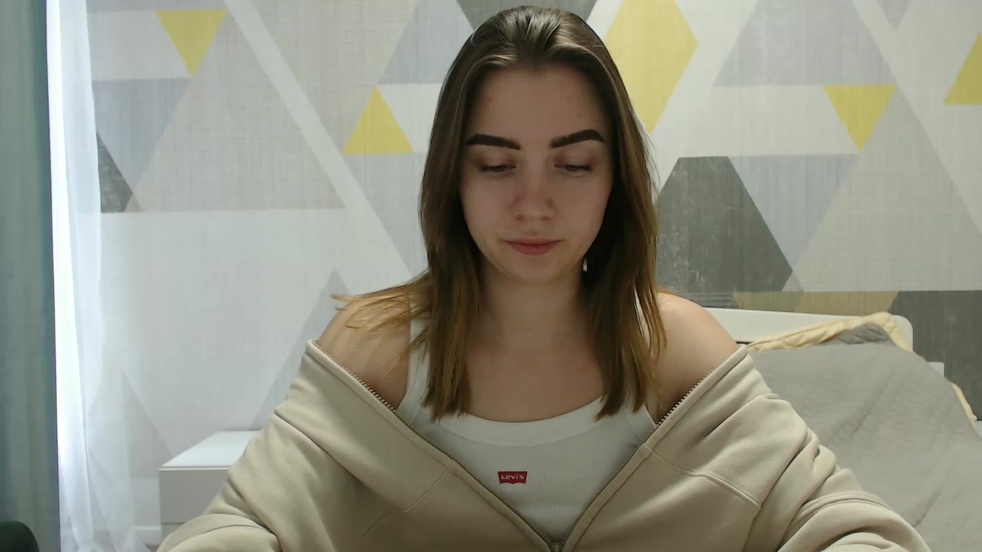 Gallery image thumbnail from Sulfate0's myfreecams stream on, 03/17/2025, 10:00 image 9 of 20