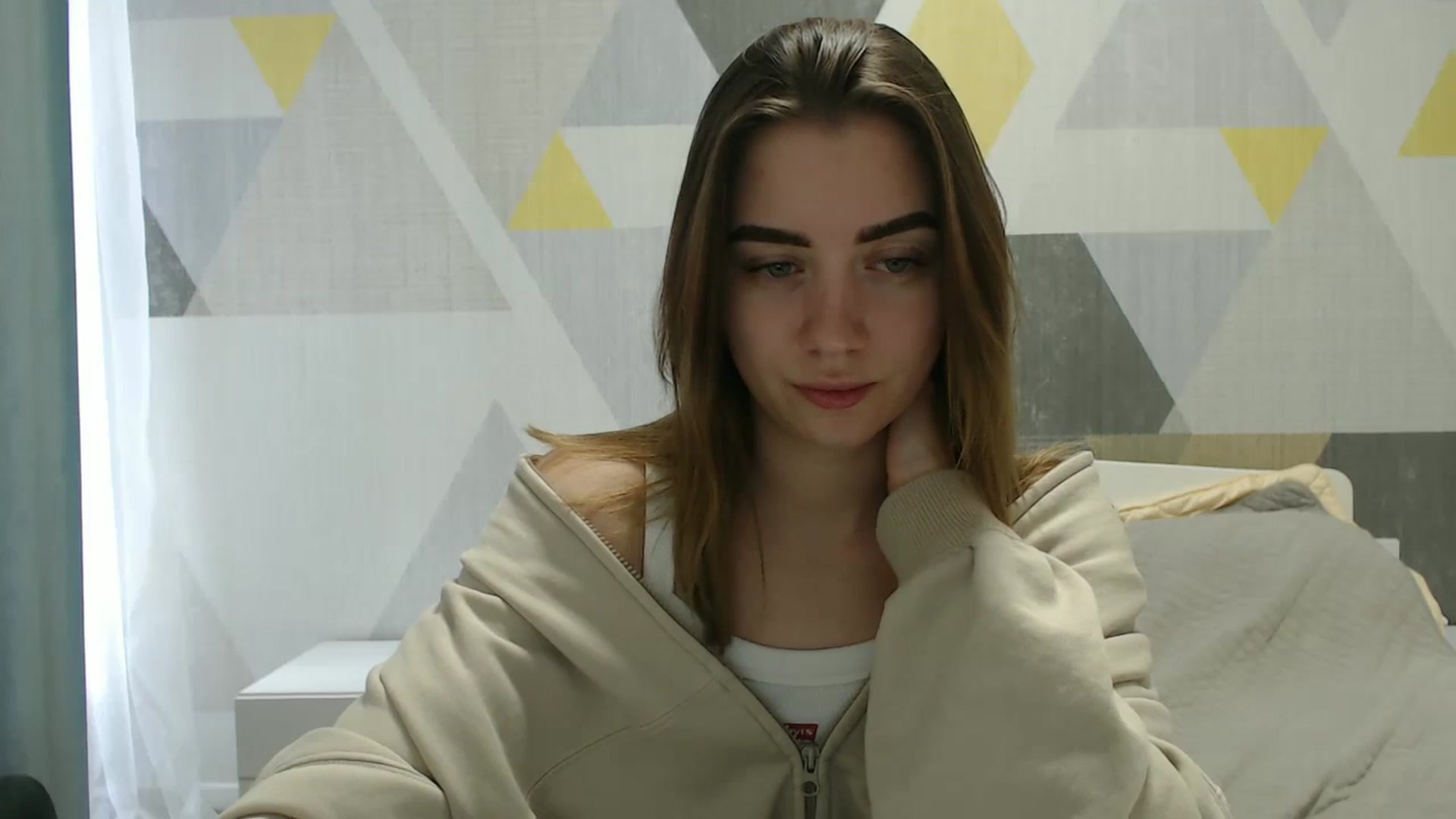 Gallery image thumbnail from Sulfate0's myfreecams stream on, 03/17/2025, 10:00 image 6 of 20