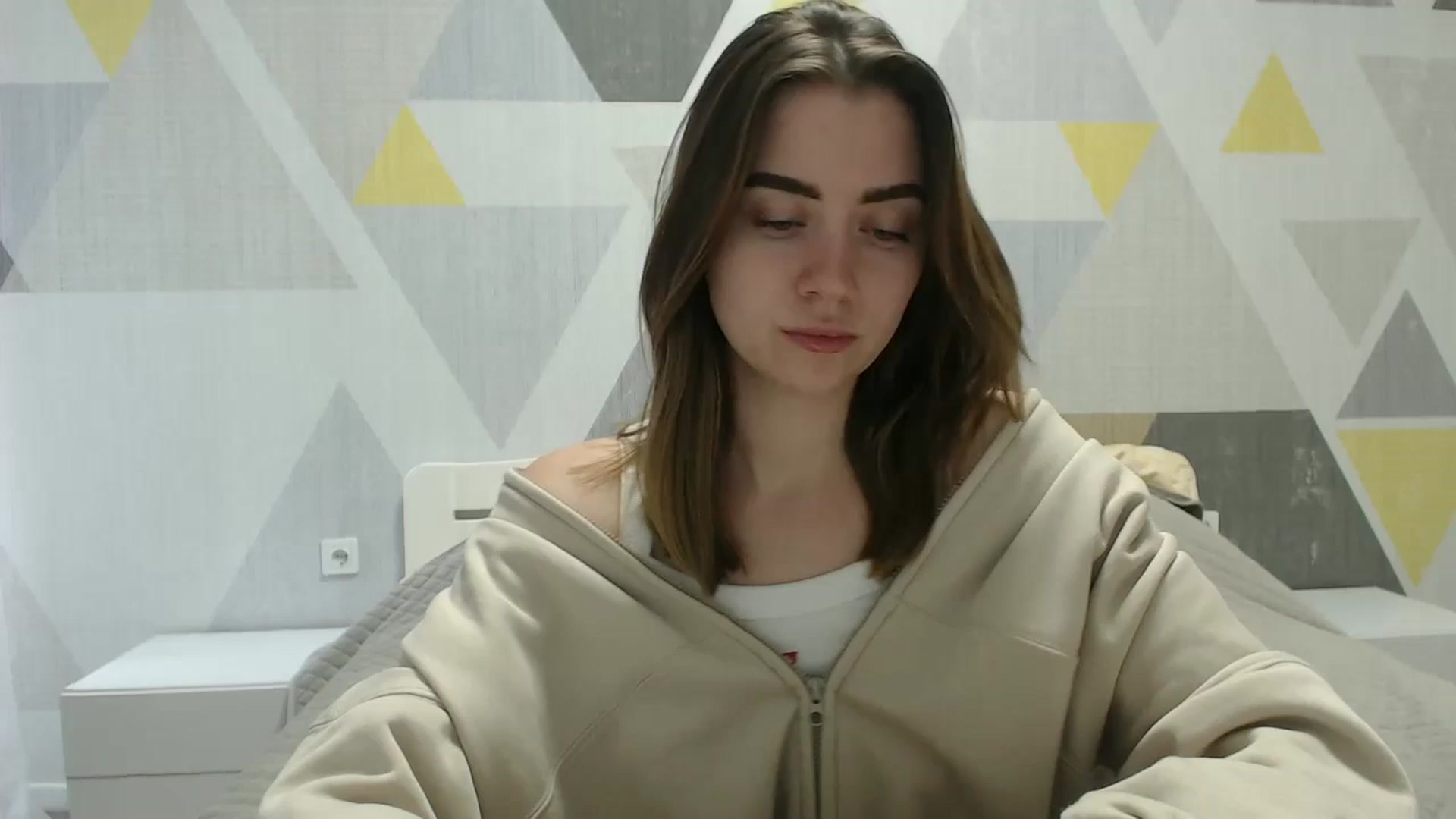 Gallery image thumbnail from Sulfate0's myfreecams stream on, 03/17/2025, 11:17 image 8 of 20