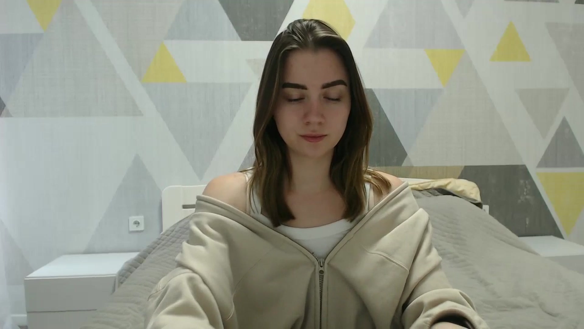 Gallery image thumbnail from Sulfate0's myfreecams stream on, 03/17/2025, 11:17 image 11 of 20