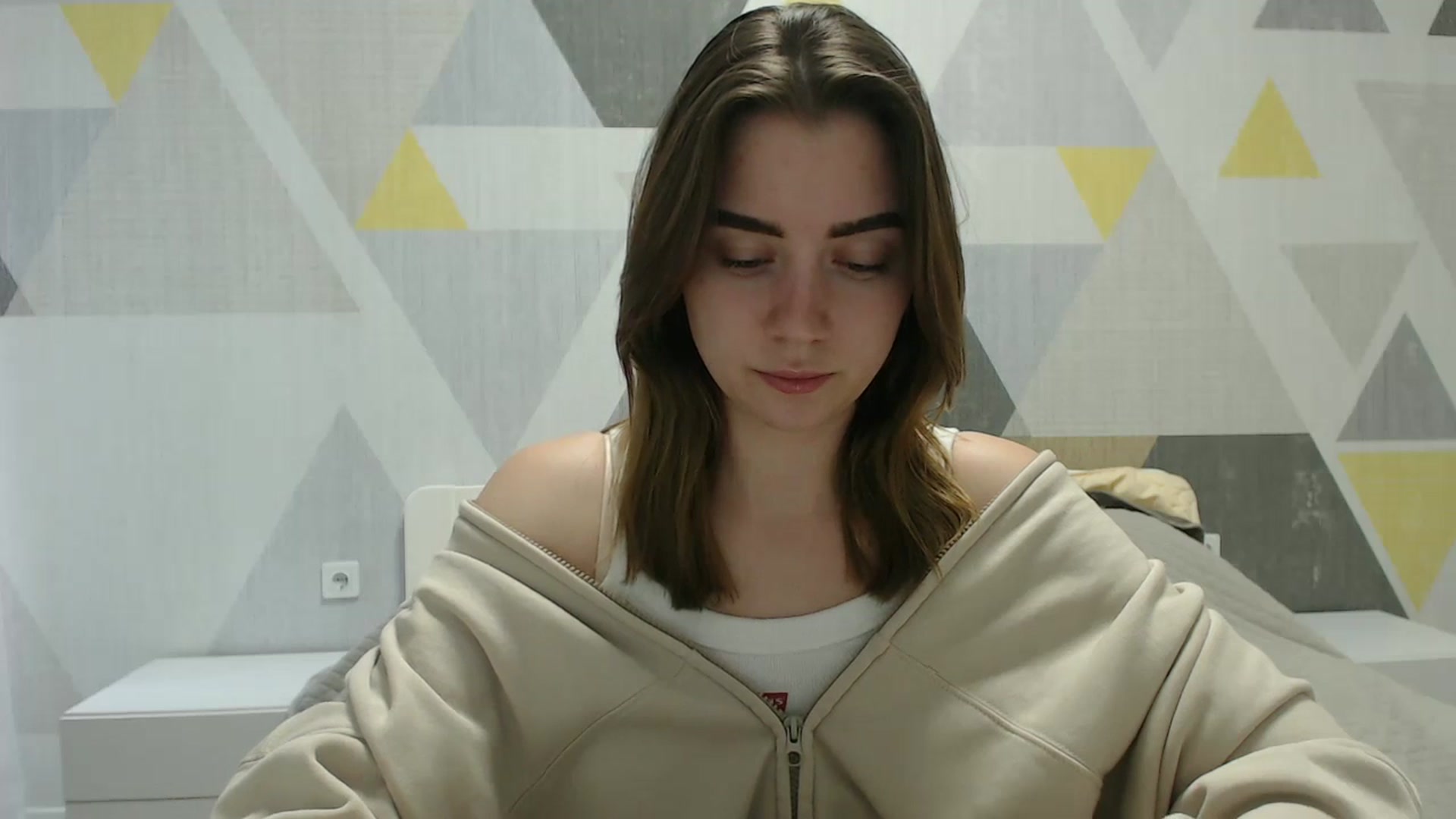 Gallery image thumbnail from Sulfate0's myfreecams stream on, 03/17/2025, 11:17 image 17 of 20