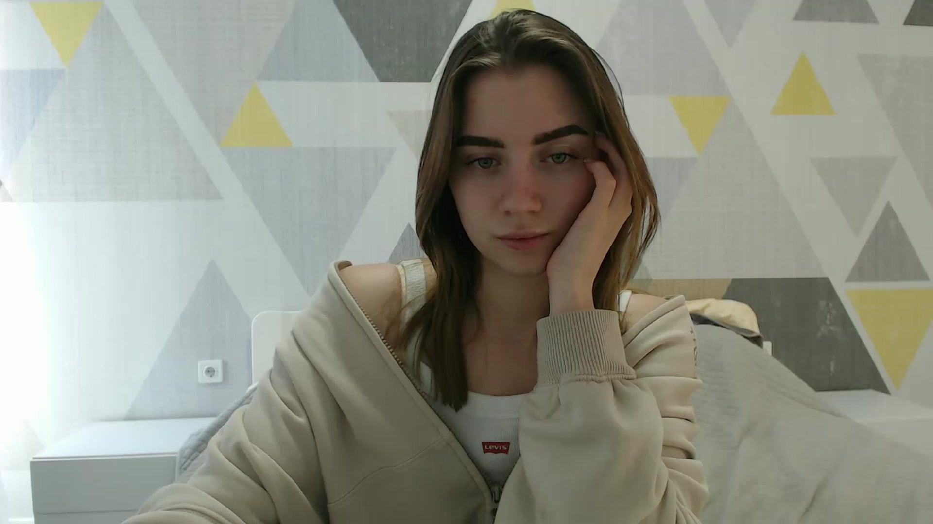 Gallery image thumbnail from Sulfate0's myfreecams stream on, 03/17/2025, 12:18 image 9 of 20