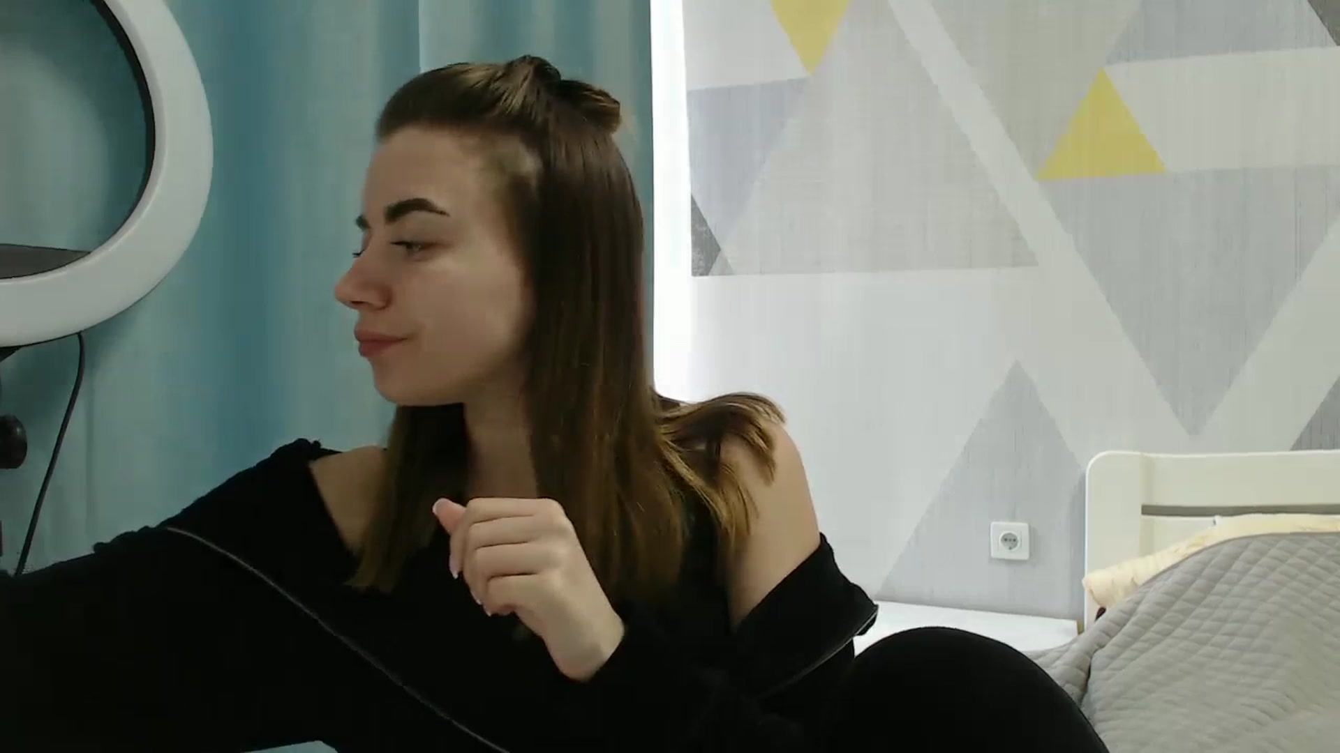 Gallery image thumbnail from Sulfate0's myfreecams stream on, 03/19/2025, 07:43 image 3 of 20