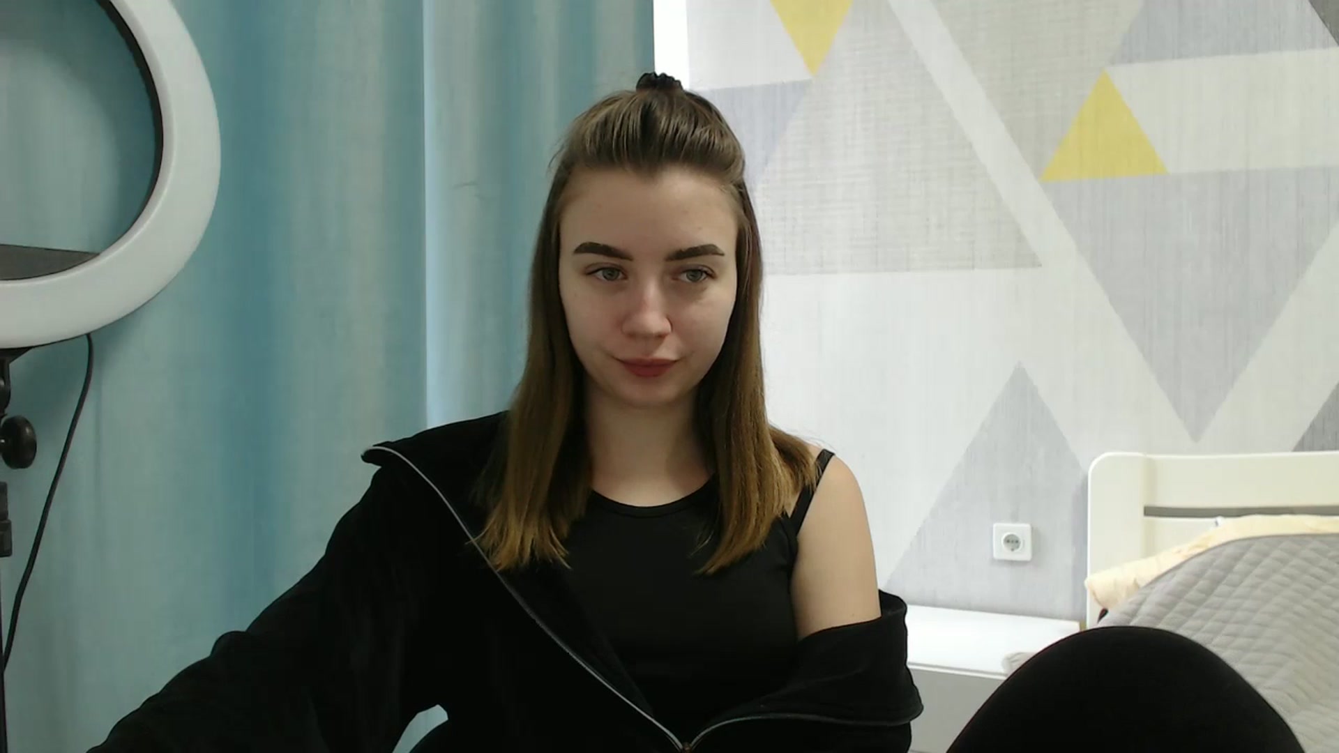 Gallery image thumbnail from Sulfate0's myfreecams stream on, 03/19/2025, 07:43 image 20 of 20