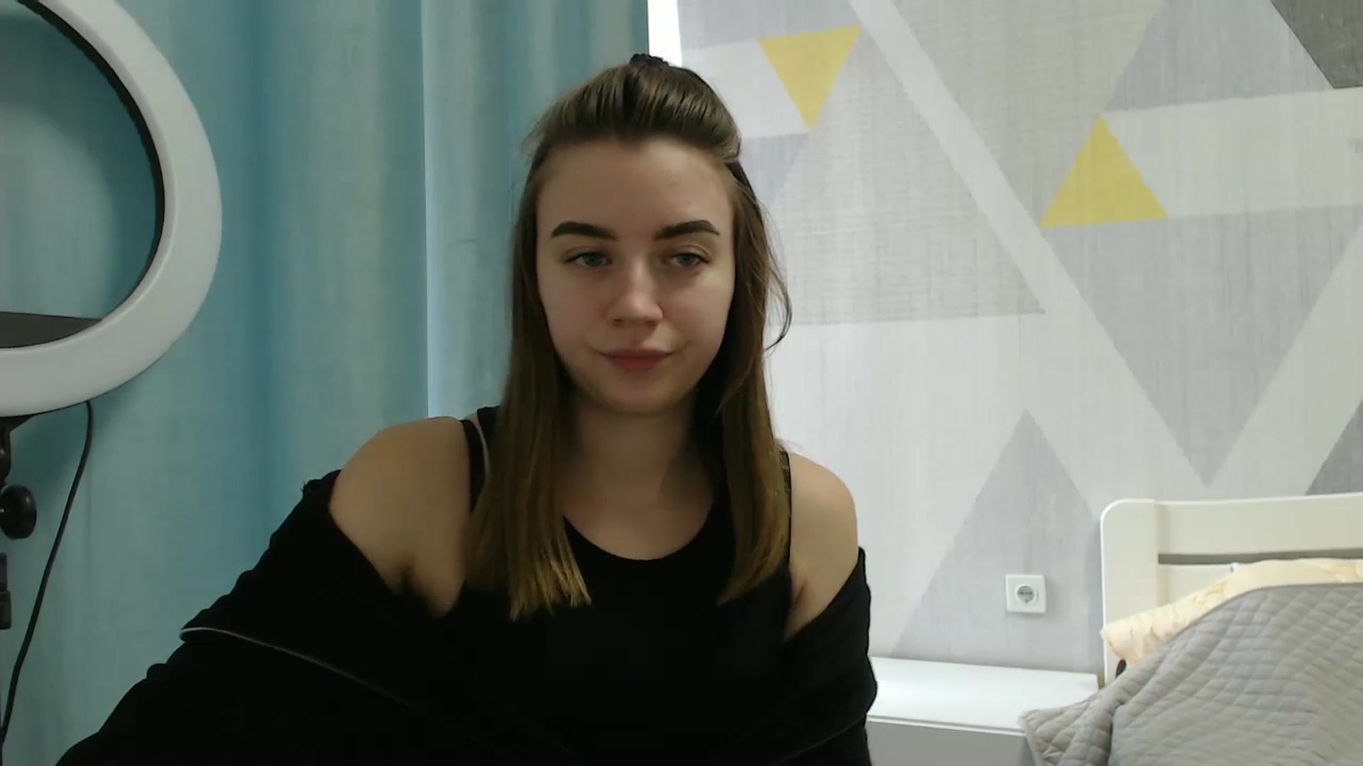 Gallery image thumbnail from Sulfate0's myfreecams stream on, 03/19/2025, 08:37 image 6 of 20