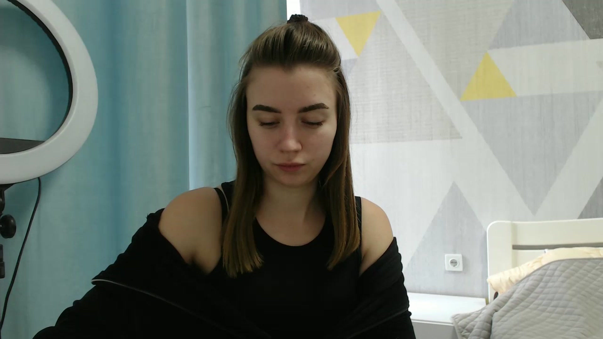 Gallery image thumbnail from Sulfate0's myfreecams stream on, 03/19/2025, 08:37 image 8 of 20